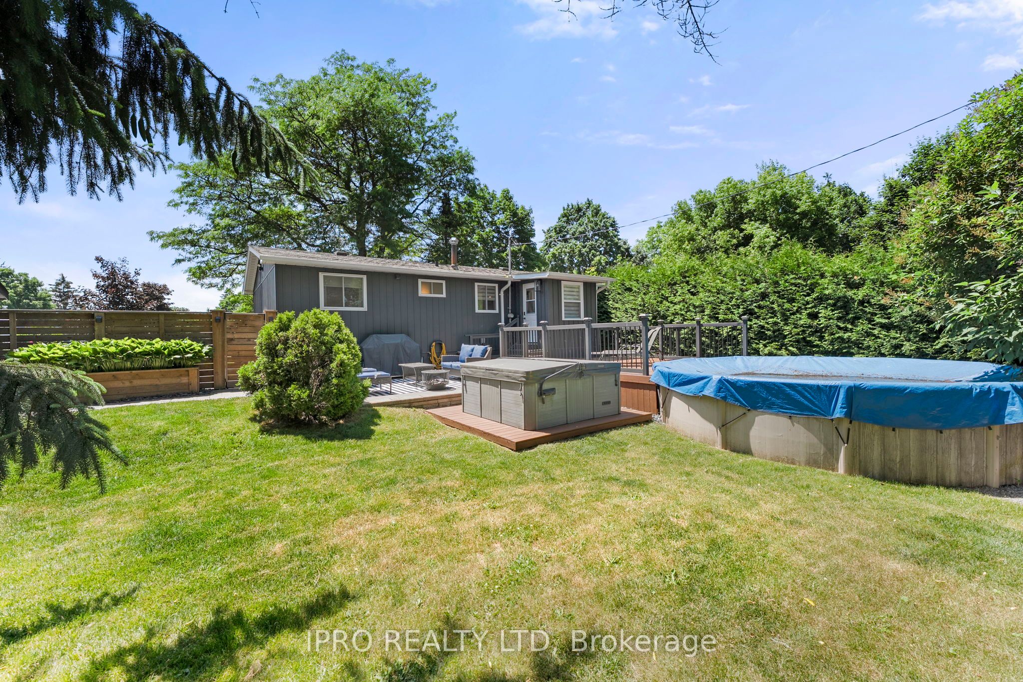14 Greenaway Street Property Photo 27