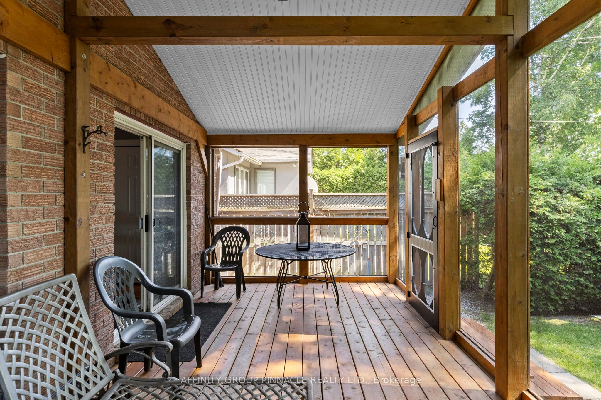 24360 Thorah Park Boulevard Property Photo 8