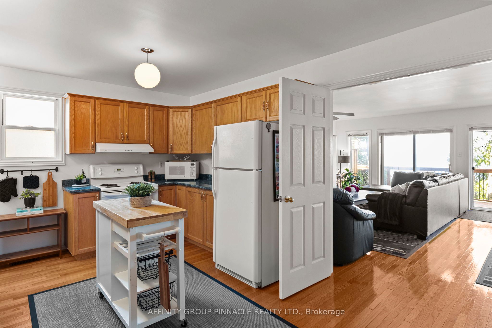 24360 Thorah Park Boulevard Property Photo 13