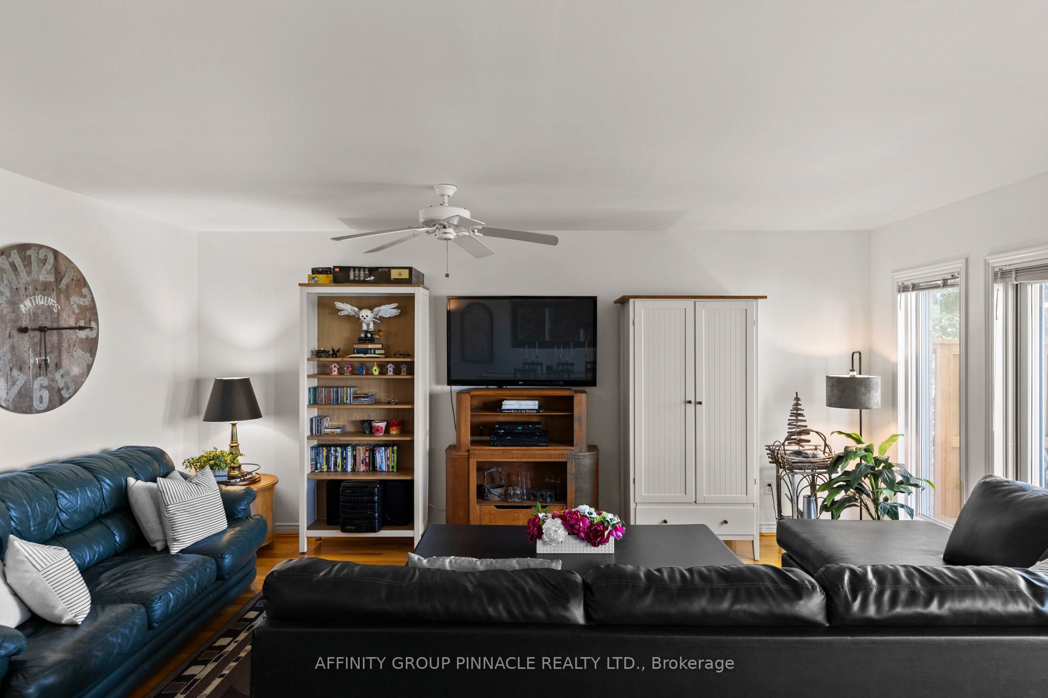 24360 Thorah Park Boulevard Property Photo 17