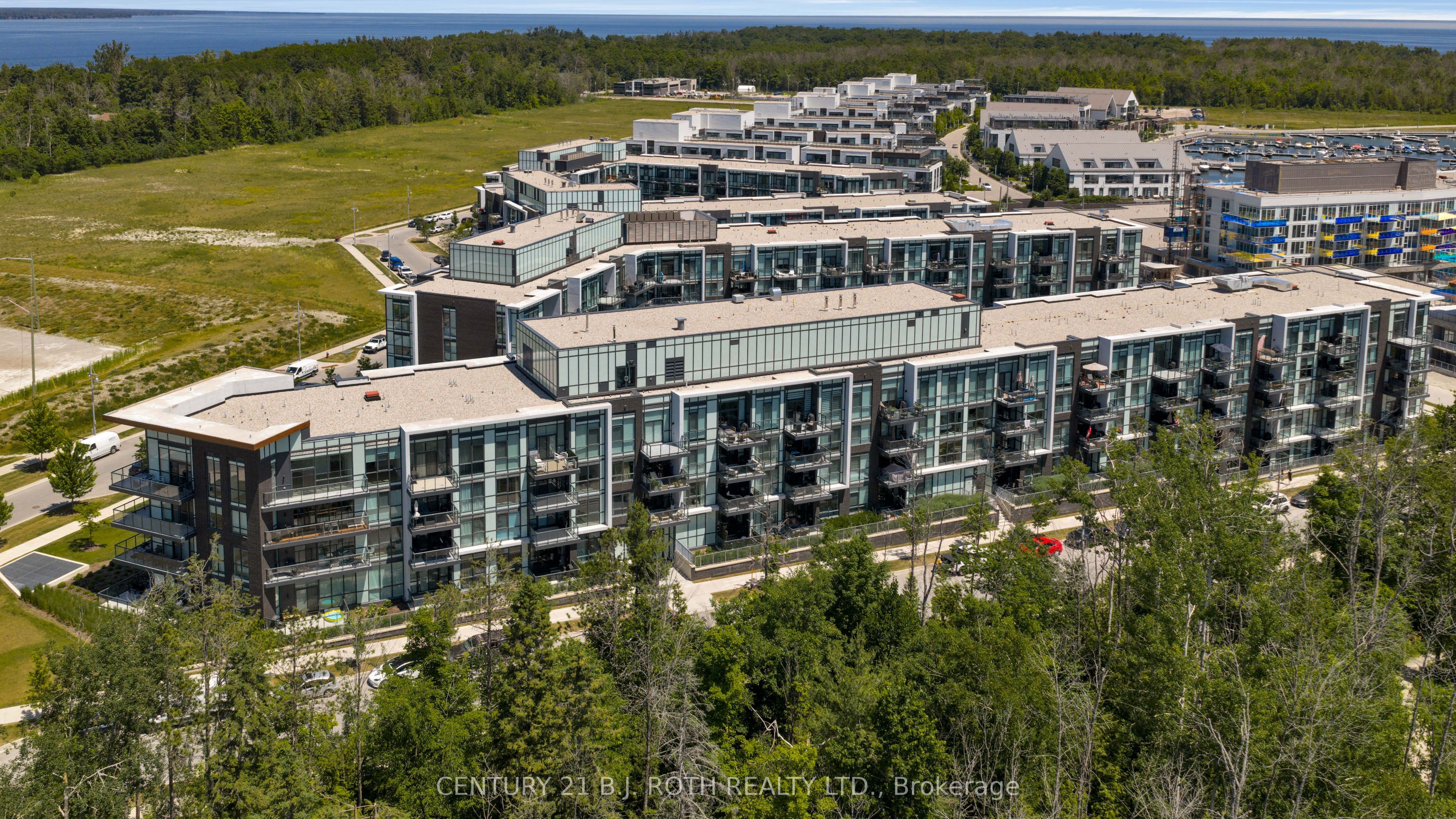 #247 - 415 Sea Ray Avenue Property Photo 1