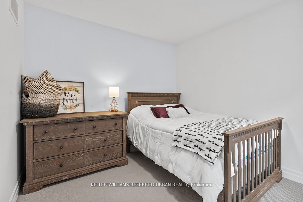 37 Stan Roots Street Property Photo 23