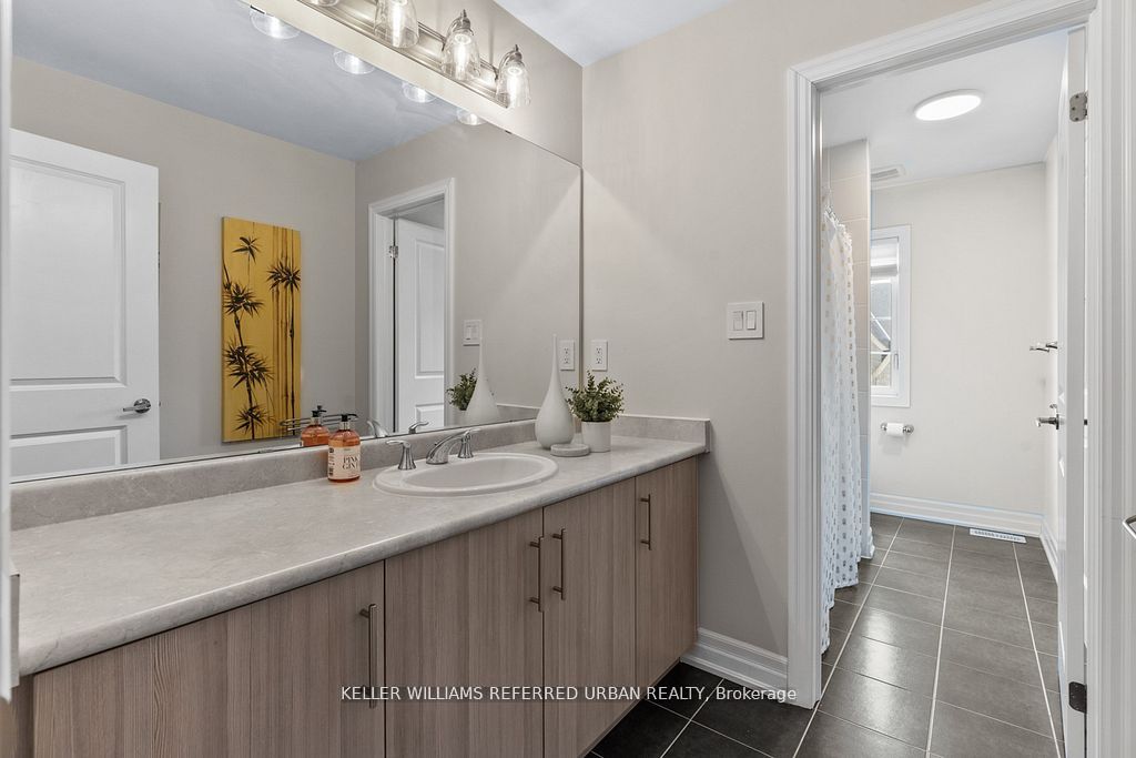 37 Stan Roots Street Property Photo 25