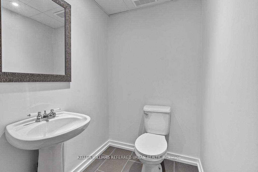 37 Stan Roots Street Property Photo 33