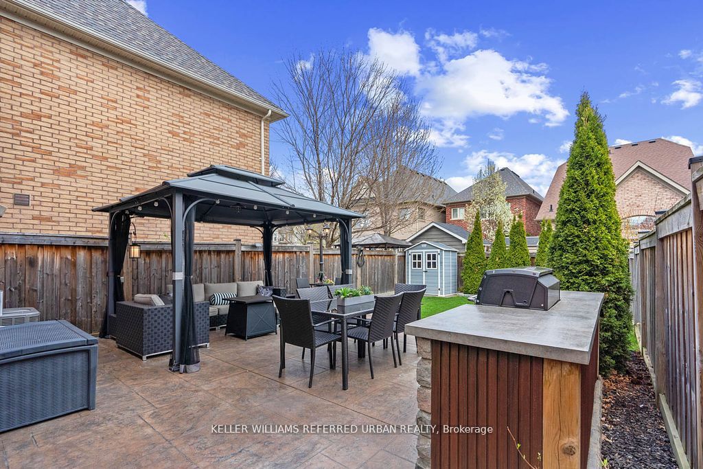 37 Stan Roots Street Property Photo 36