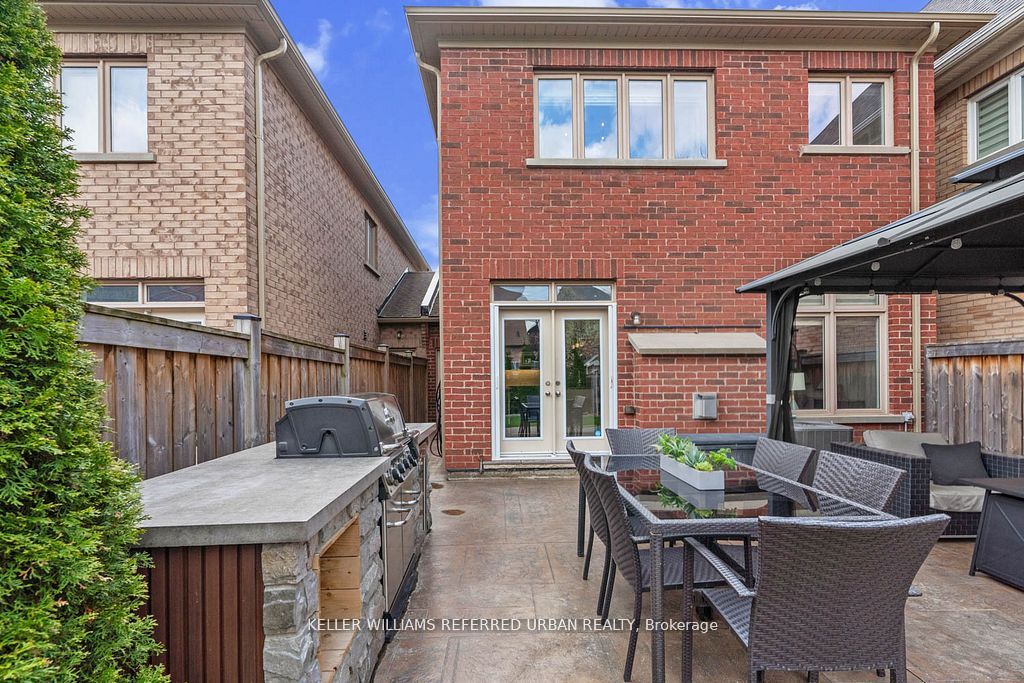37 Stan Roots Street Property Photo 38
