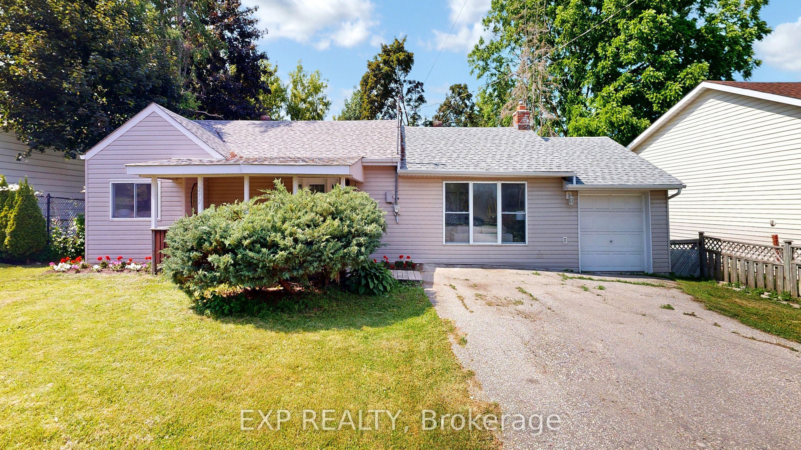272 Mcmillan Drive Property Photo 1
