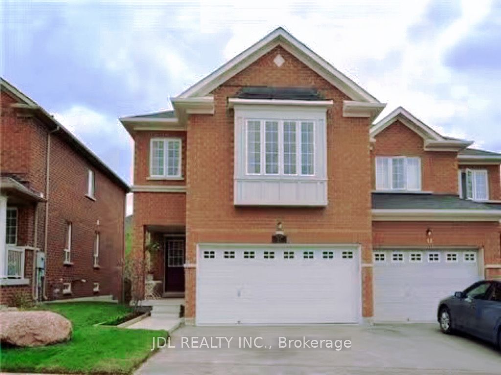 15 Maffey Crescent Property Photo 1