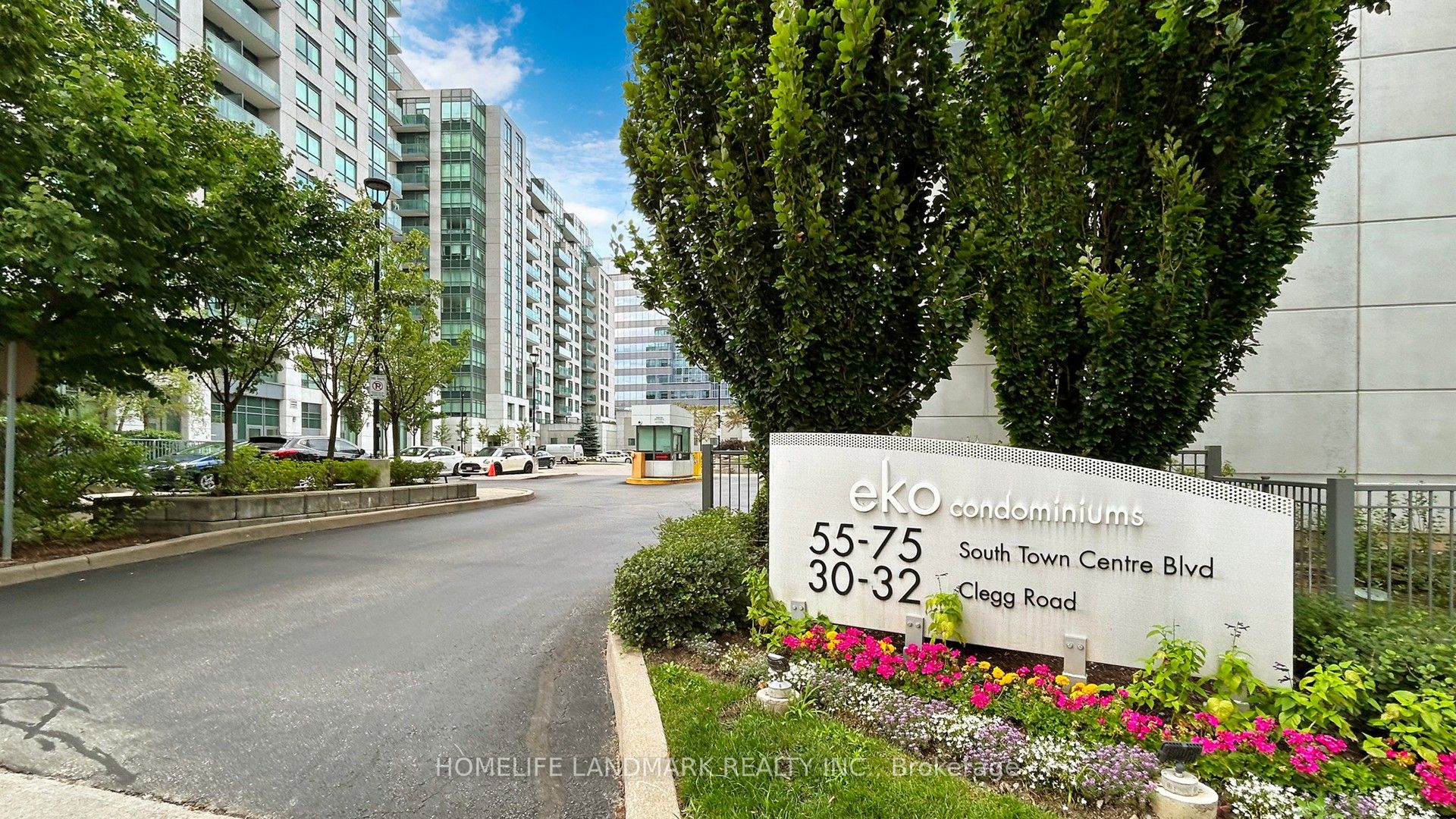 55 South Town Centre Boulevard 918 Property Photo 5