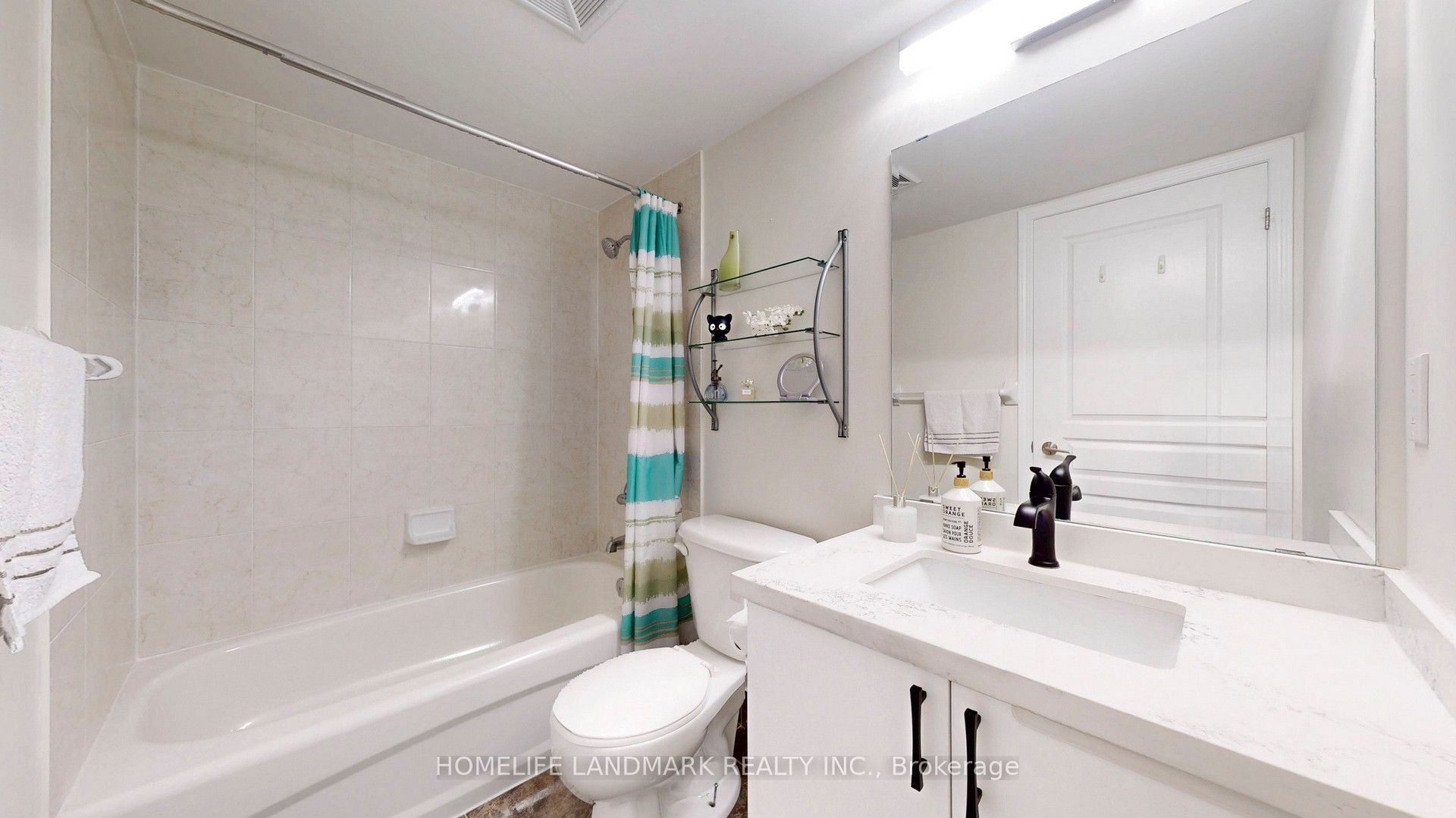 55 South Town Centre Boulevard 918 Property Photo 27