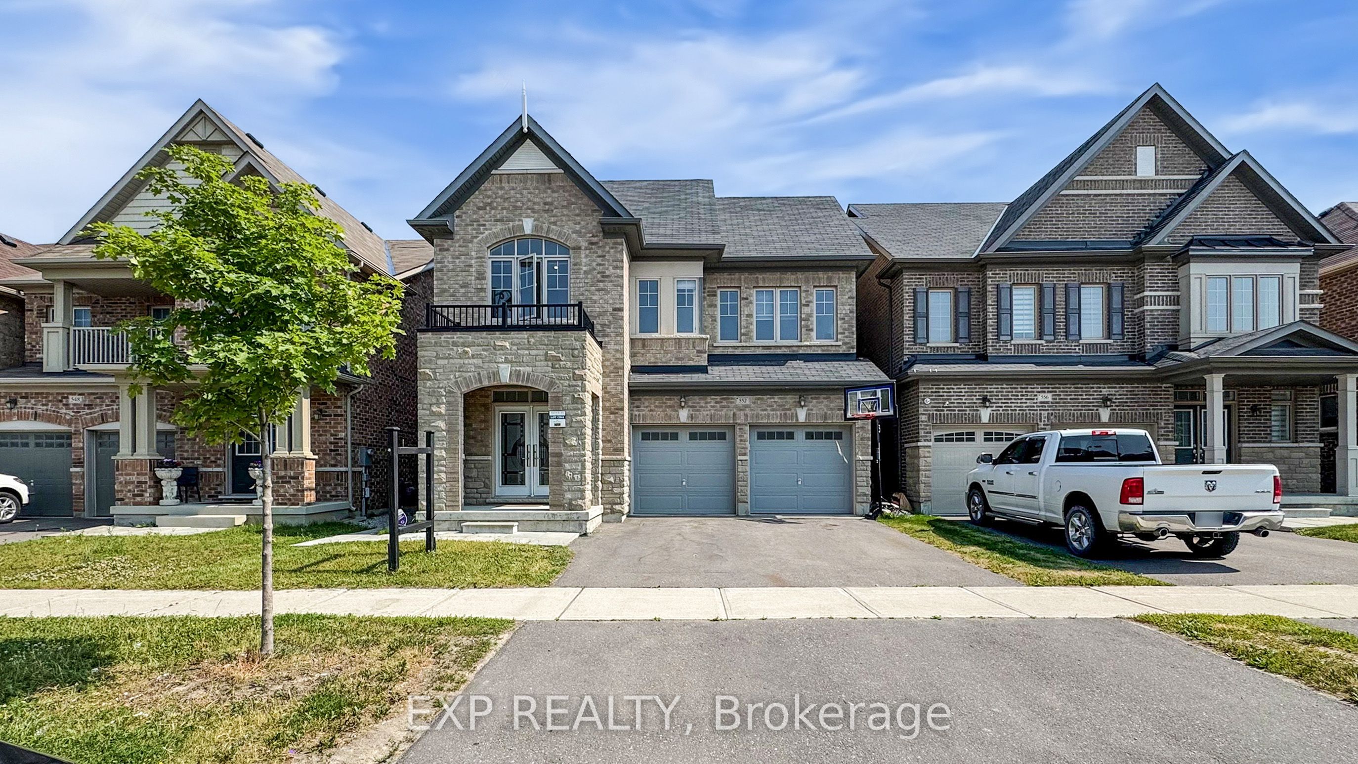 552 Mactier Drive S Property Photo 1