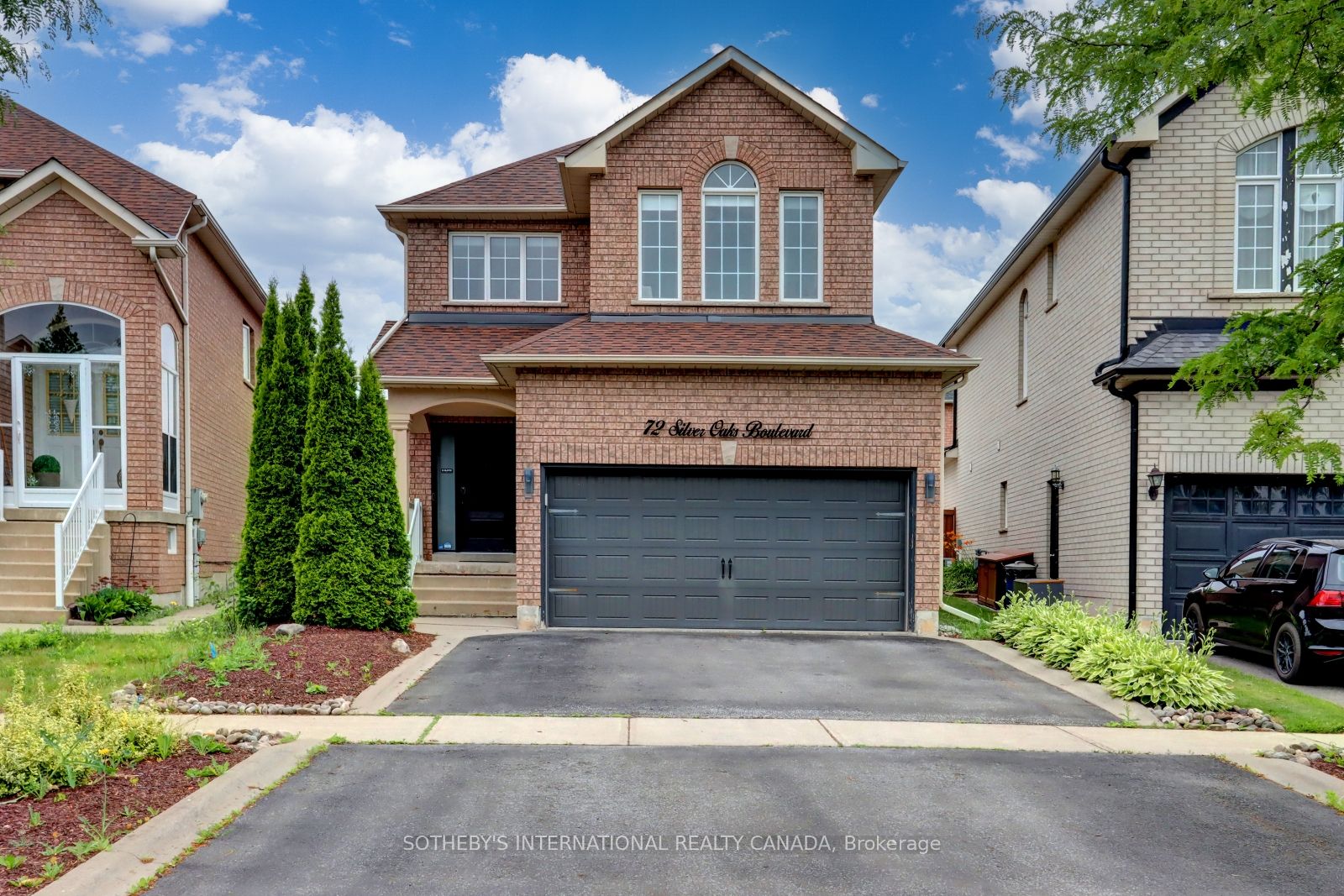 72 Silver Oaks Boulevard Property Photo 1