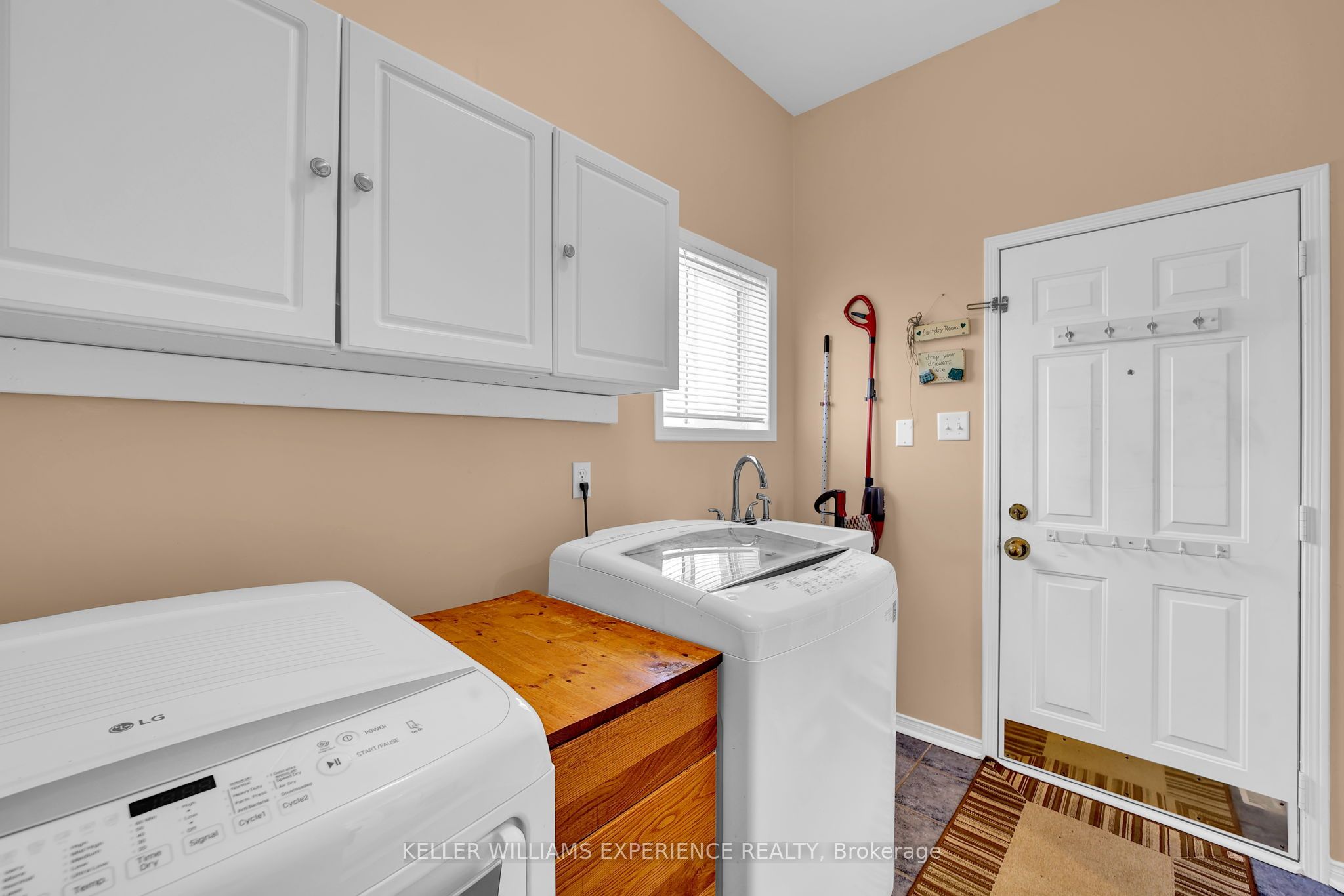 4 Gold Park Gate Property Photo 29