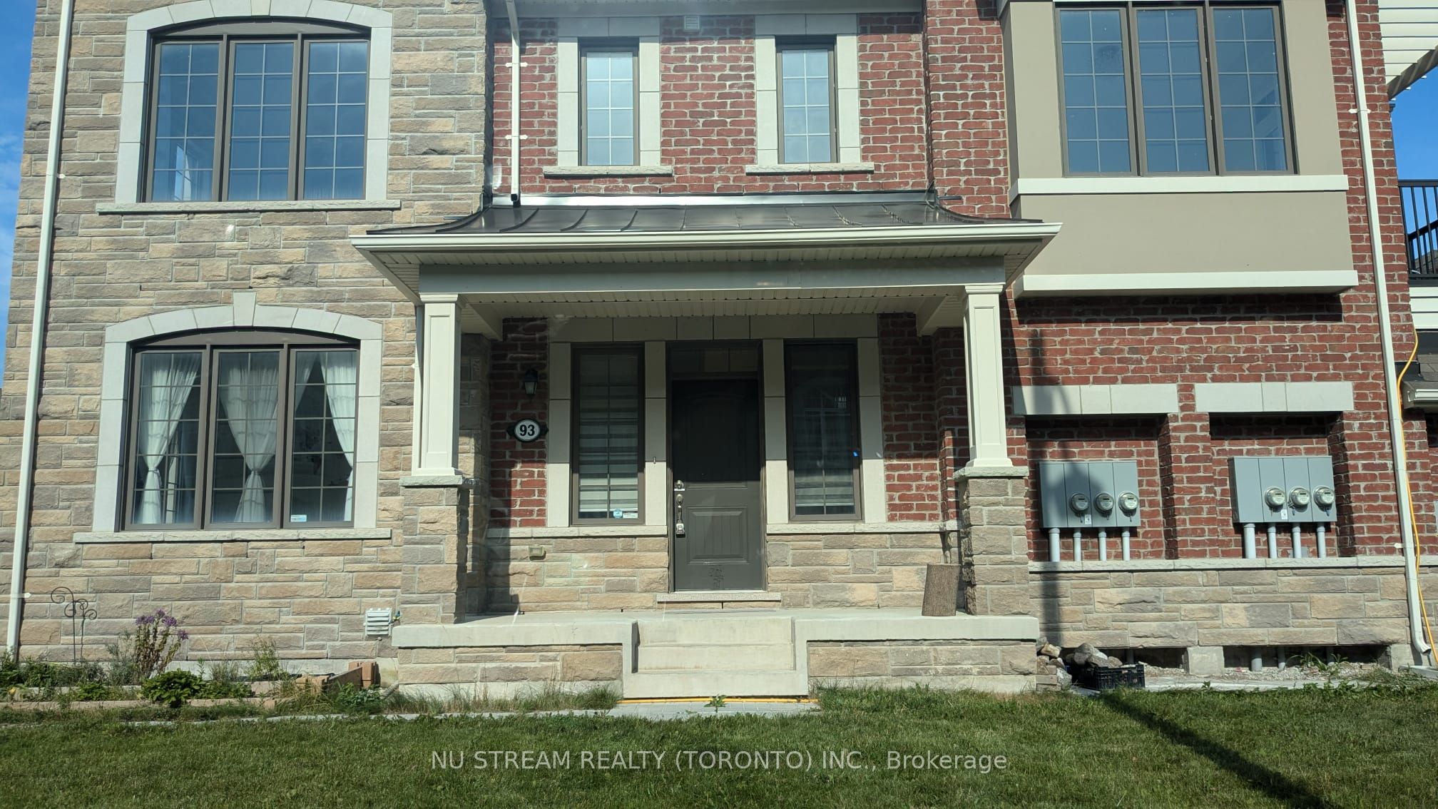 93 Casely Avenue Property Photo 1