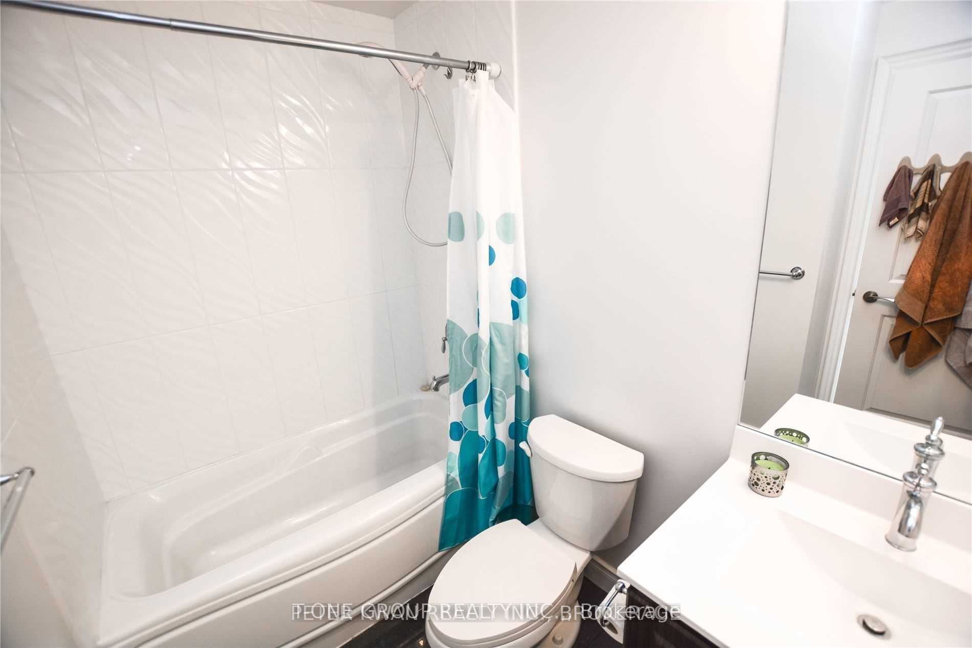 99 South Town Centre Boulevard 1116 Property Photo 8