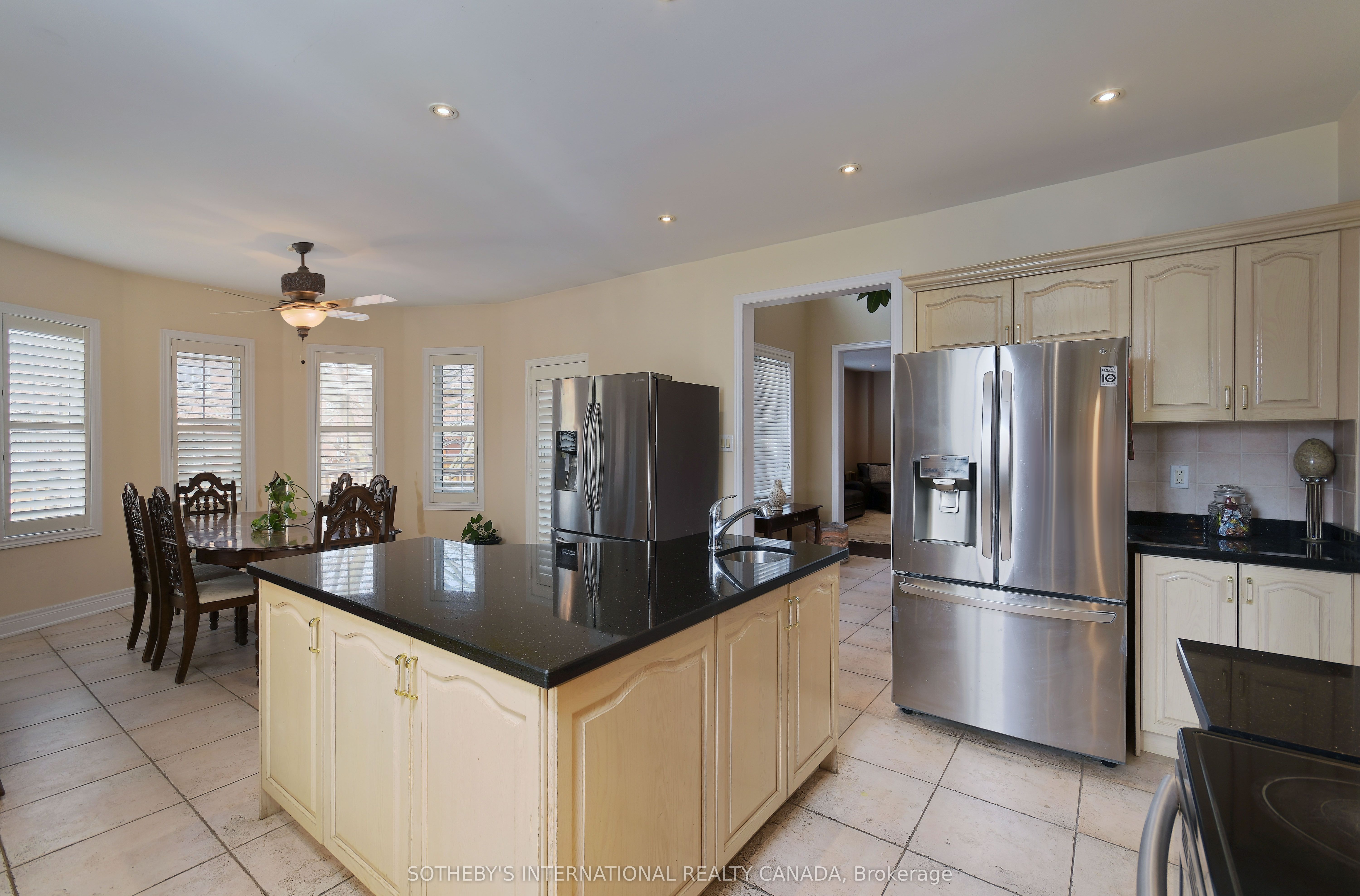 110 Velmar Drive Property Photo 15