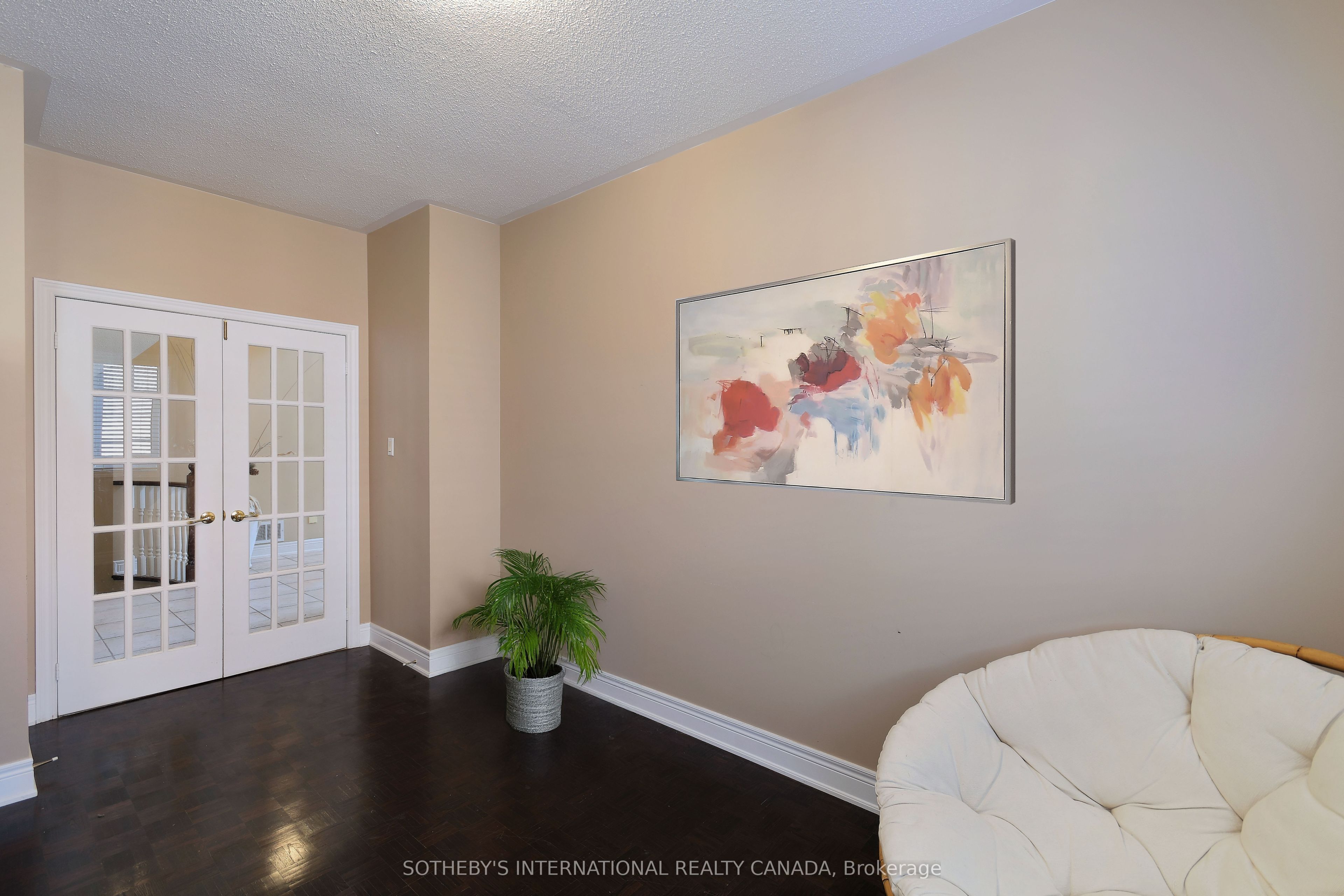 110 Velmar Drive Property Photo 23