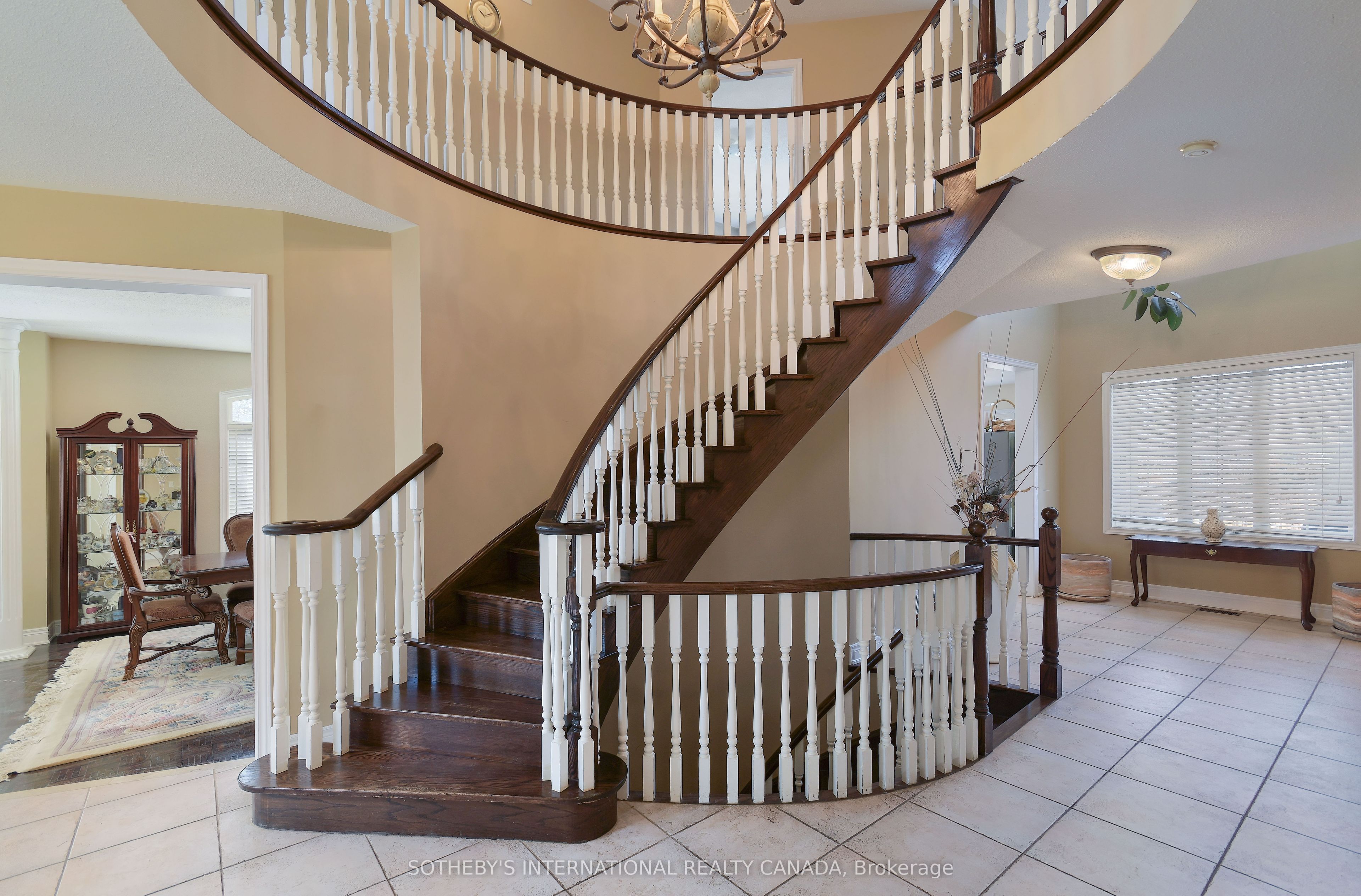 110 Velmar Drive Property Photo 25