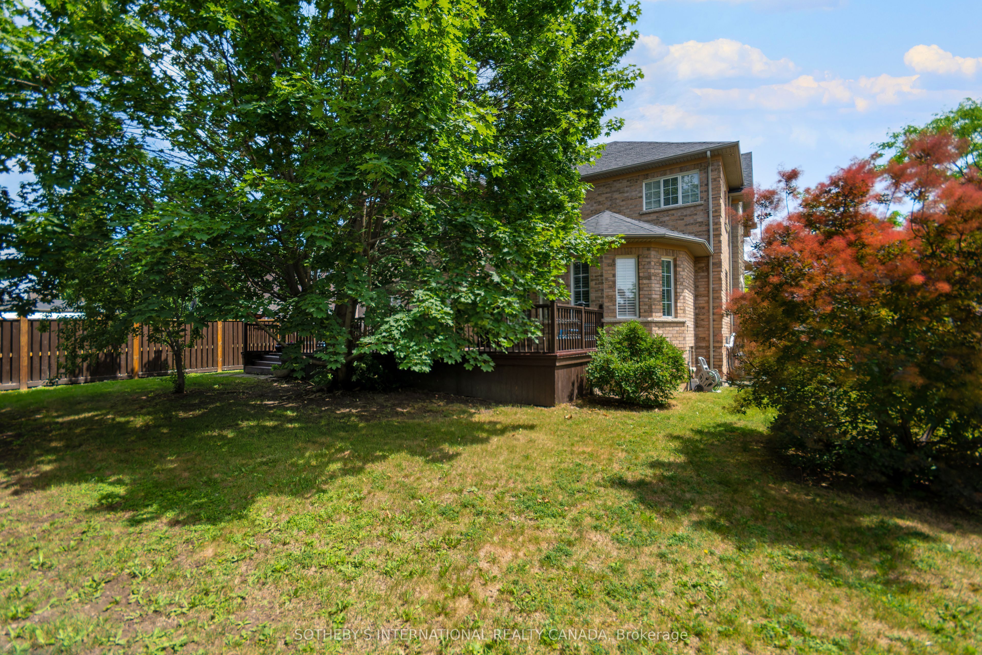 110 Velmar Drive Property Photo 40