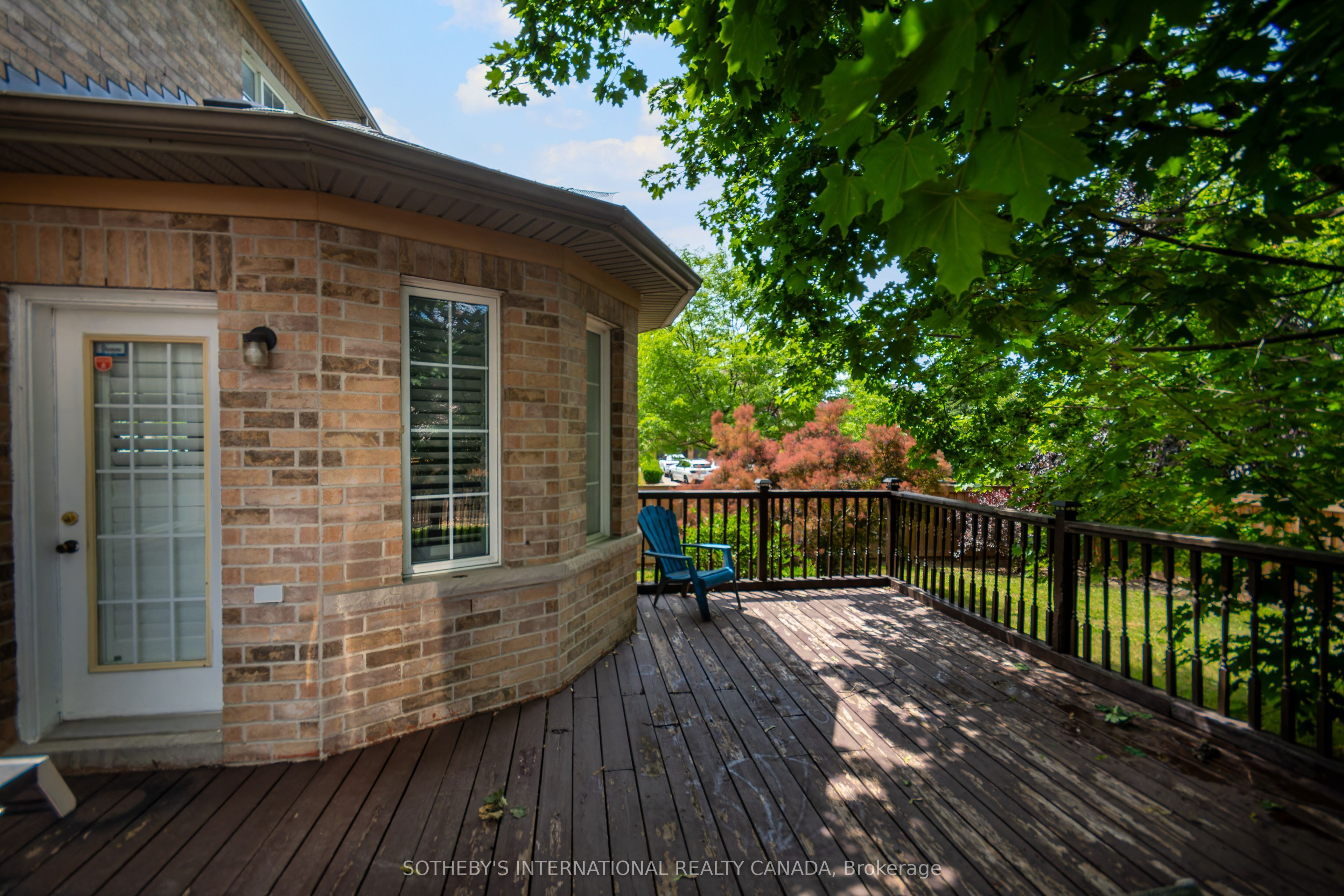 110 Velmar Drive Property Photo 45