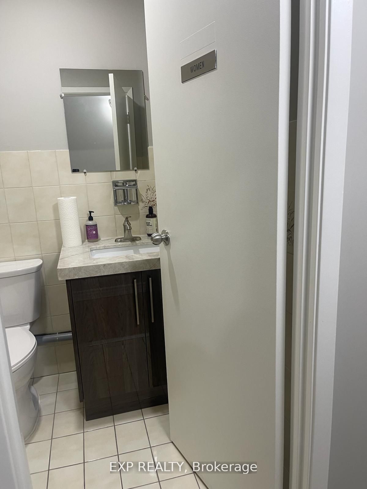 #17 - 4370 Steeles Avenue Property Photo 11