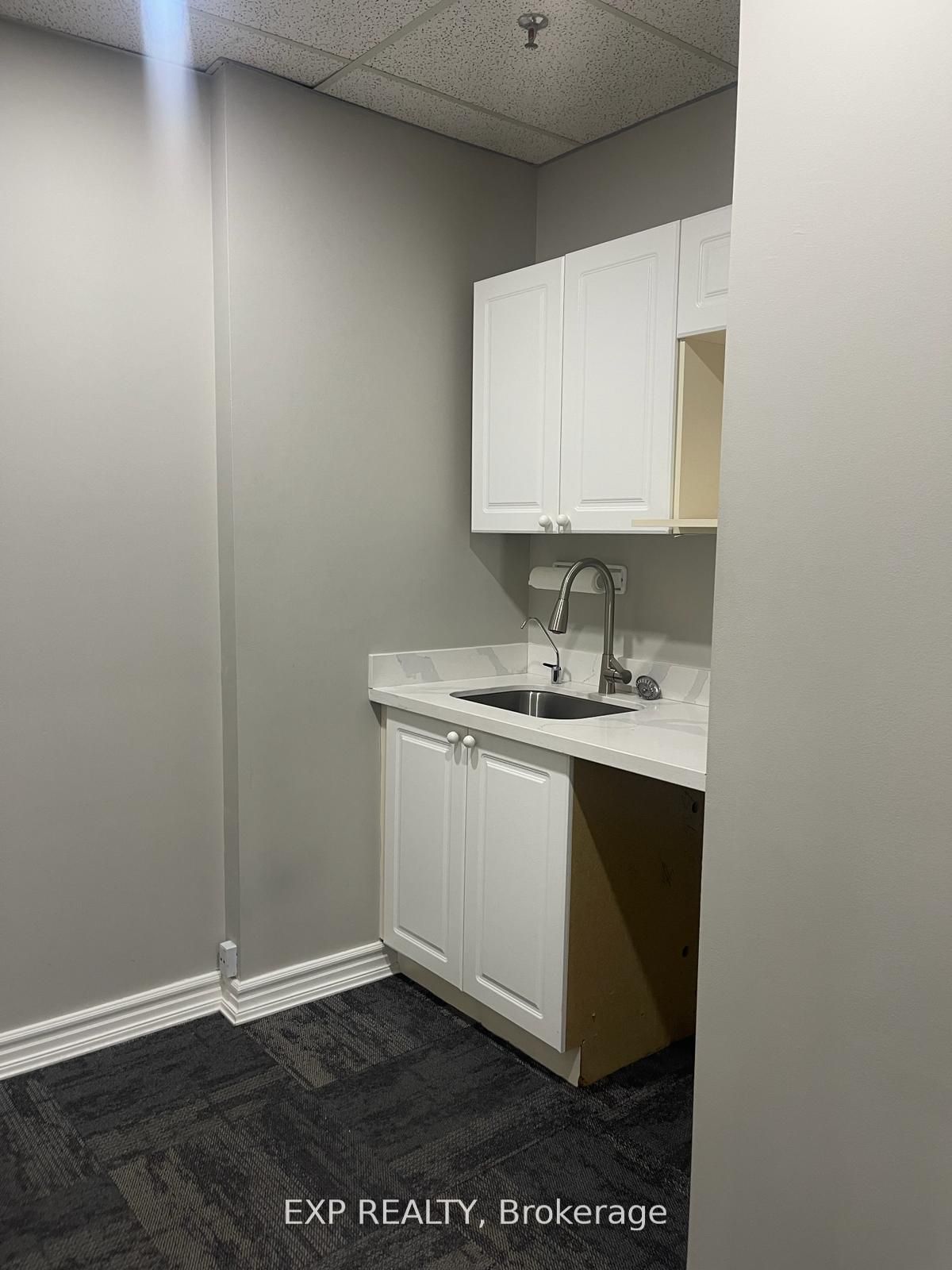 #17 - 4370 Steeles Avenue Property Photo 12