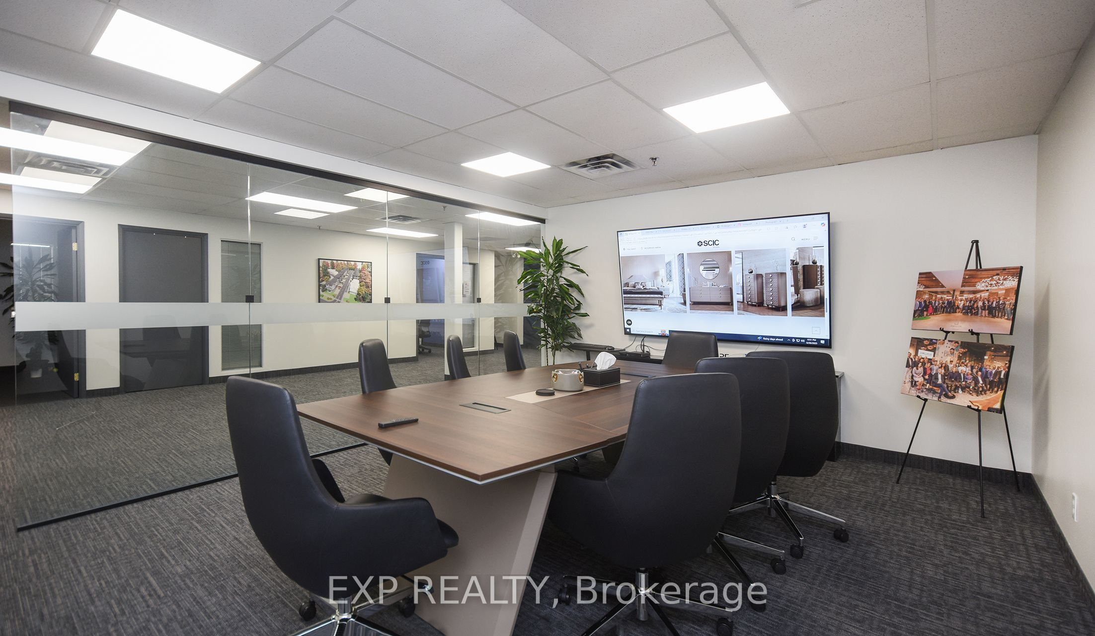 60 Granton Drive 103 Office Q Property Photo 12