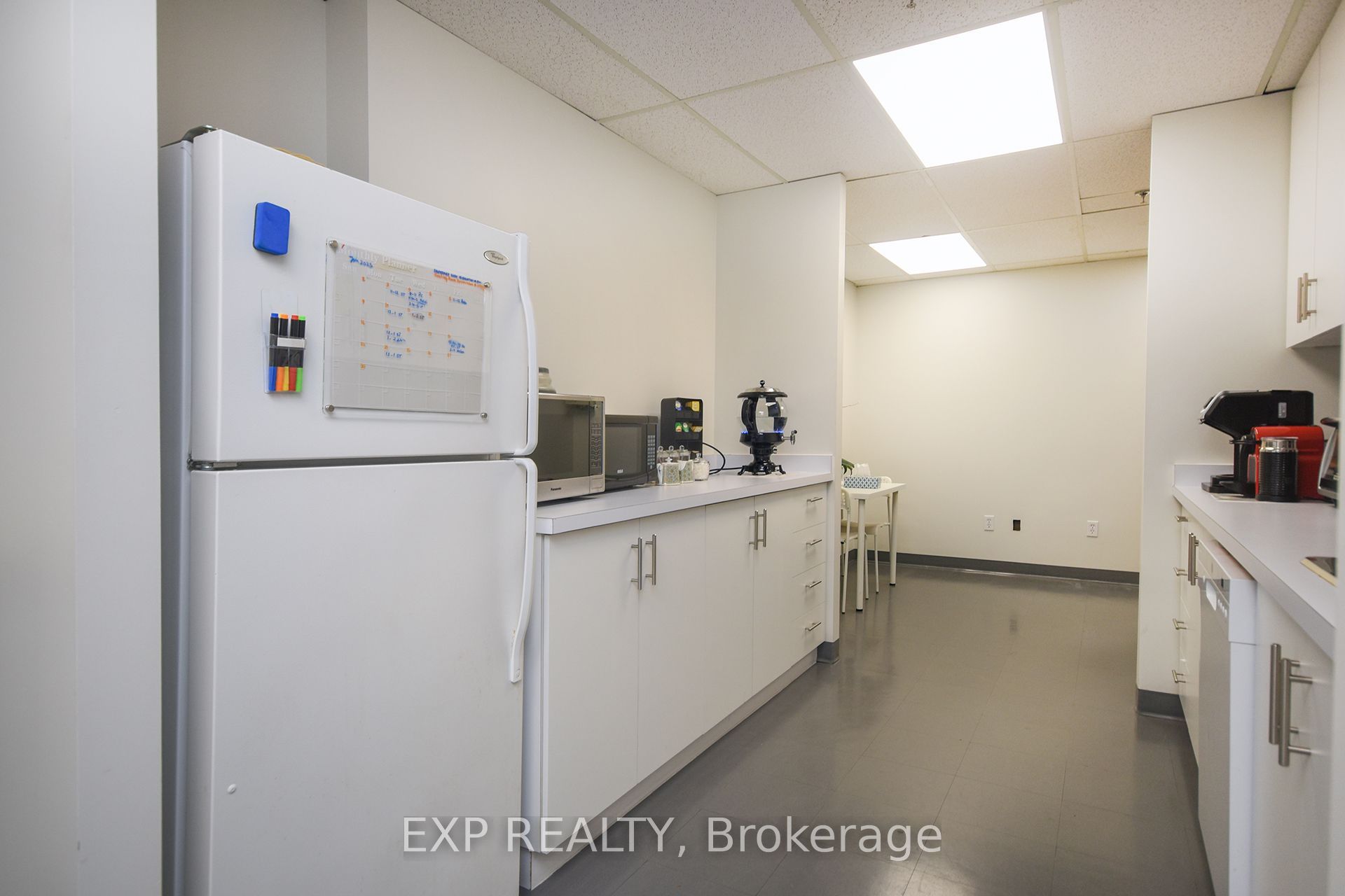 60 Granton Drive 103 Office Q Property Photo 16