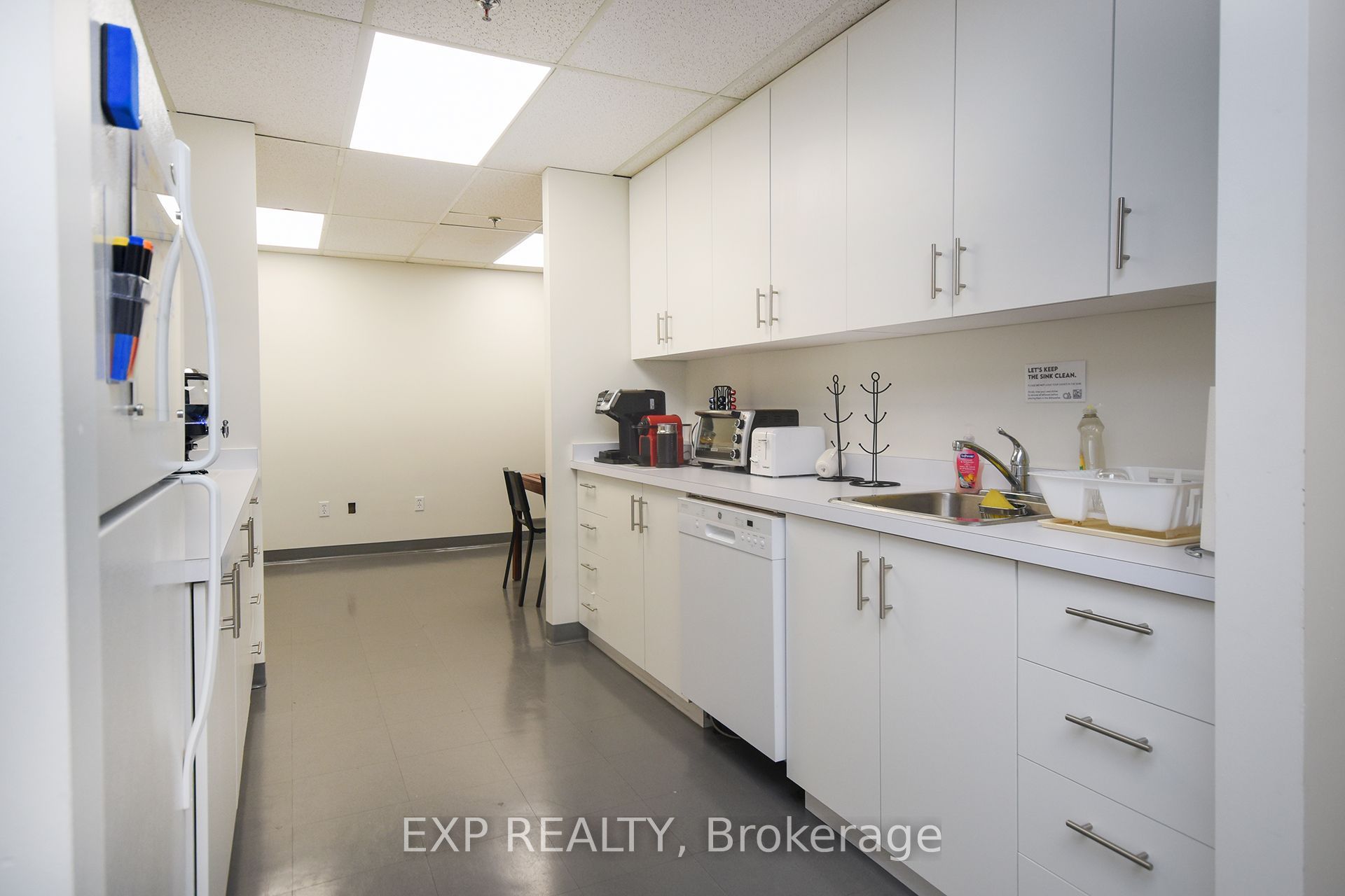 60 Granton Drive 103 Office Q Property Photo 17
