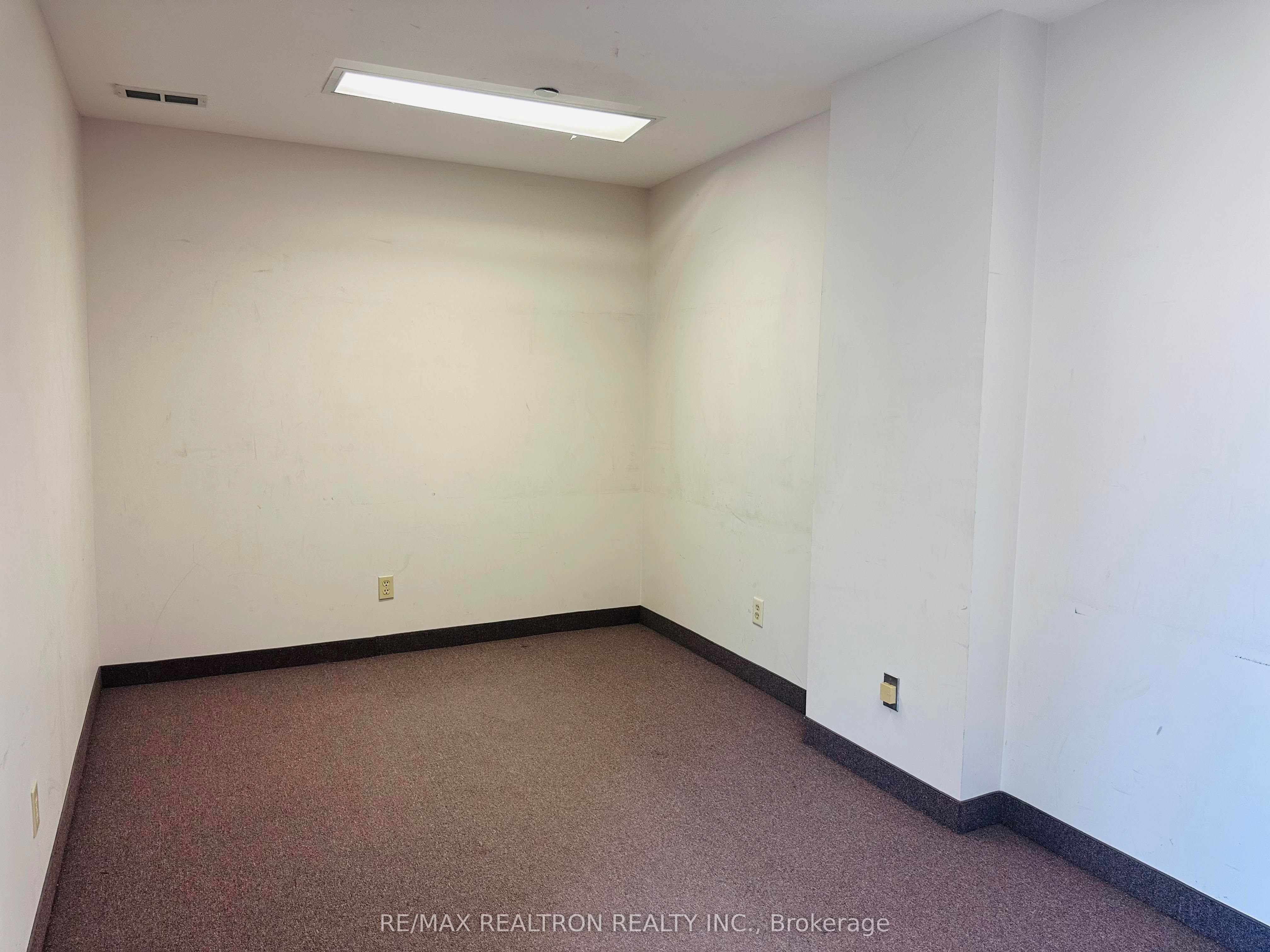 1225 Gorham Street 22 Property Photo 12