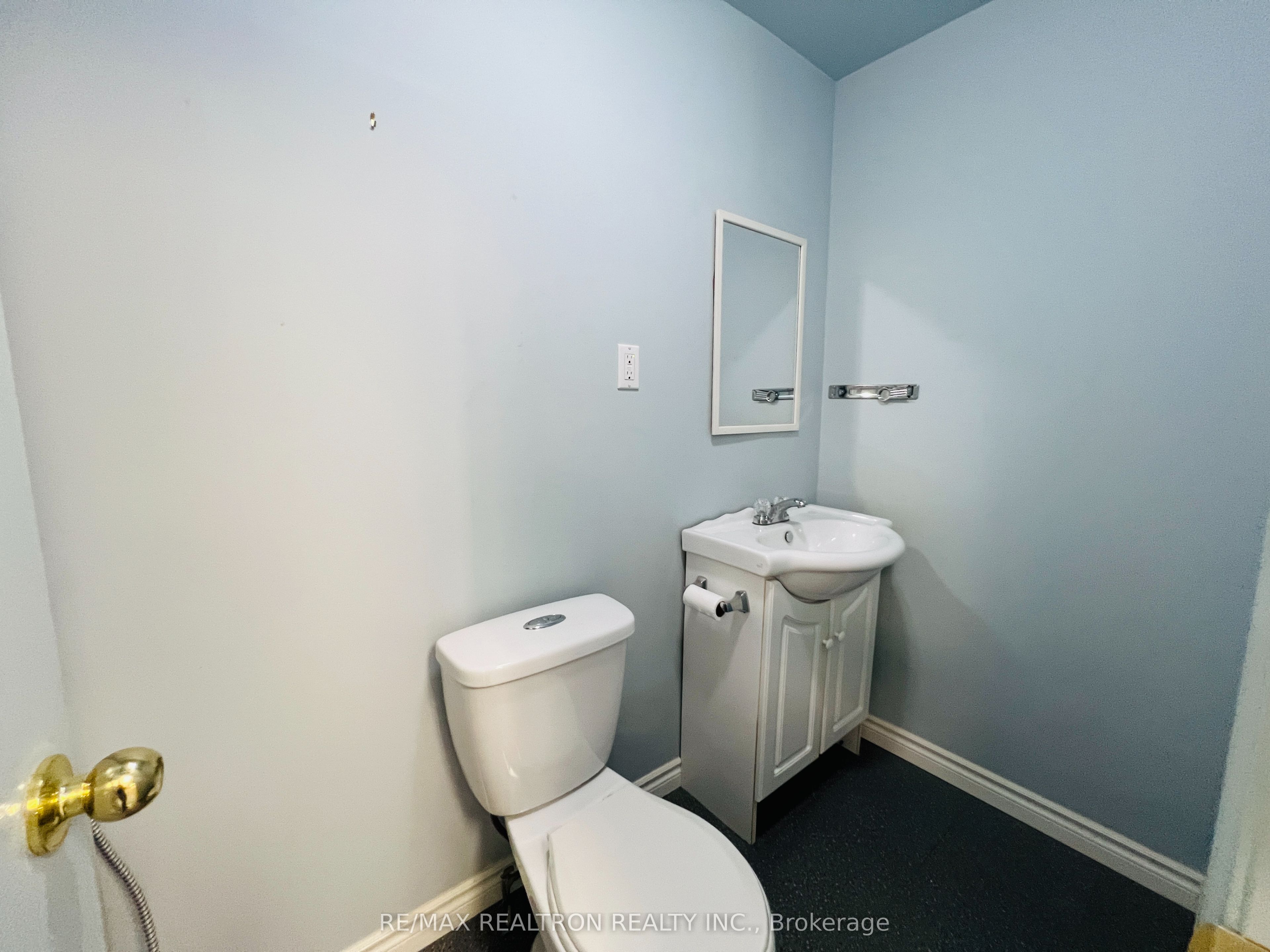 1225 Gorham Street 22 Property Photo 22