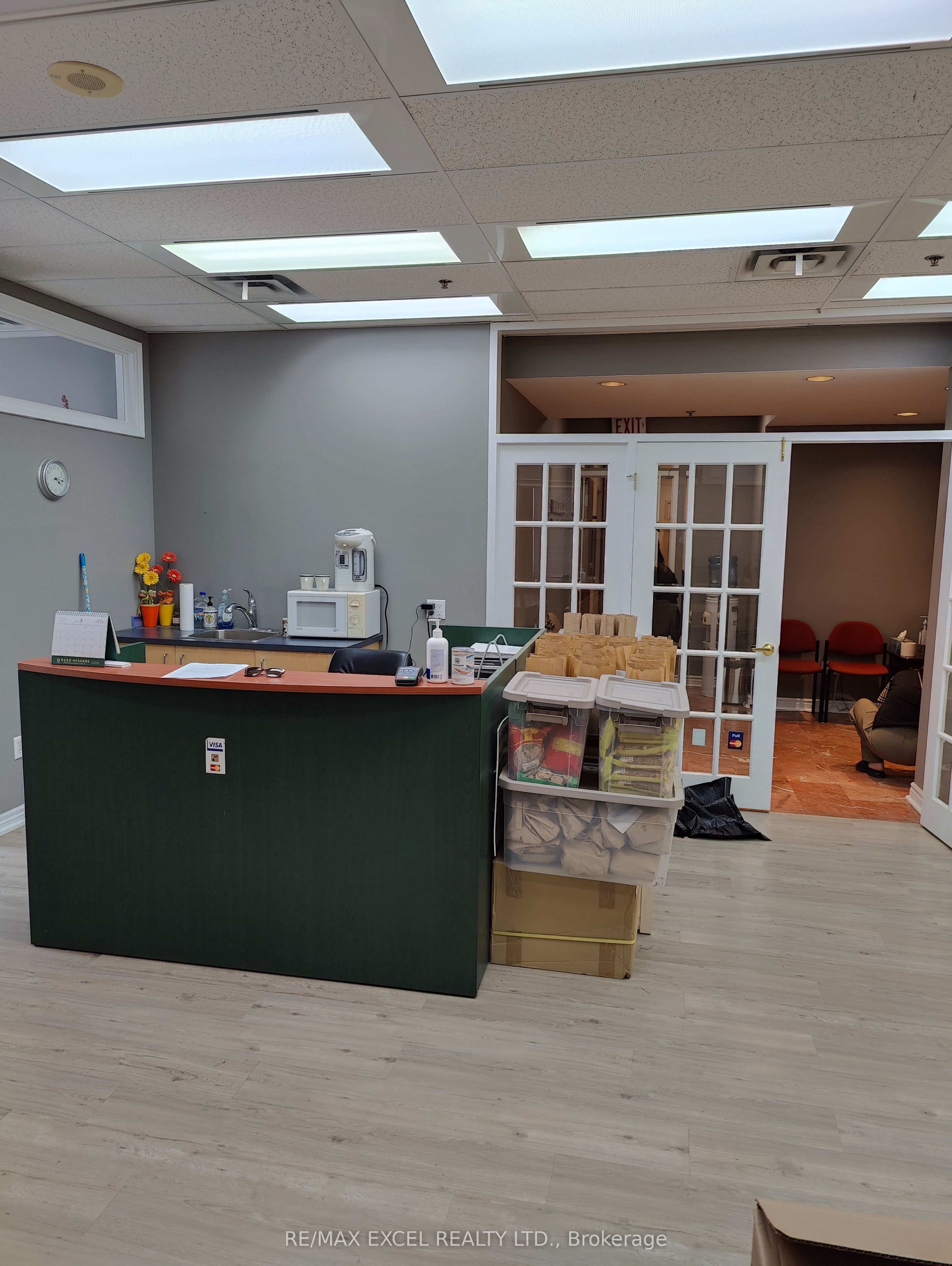 7368 Yonge Street 201 Property Photo 1