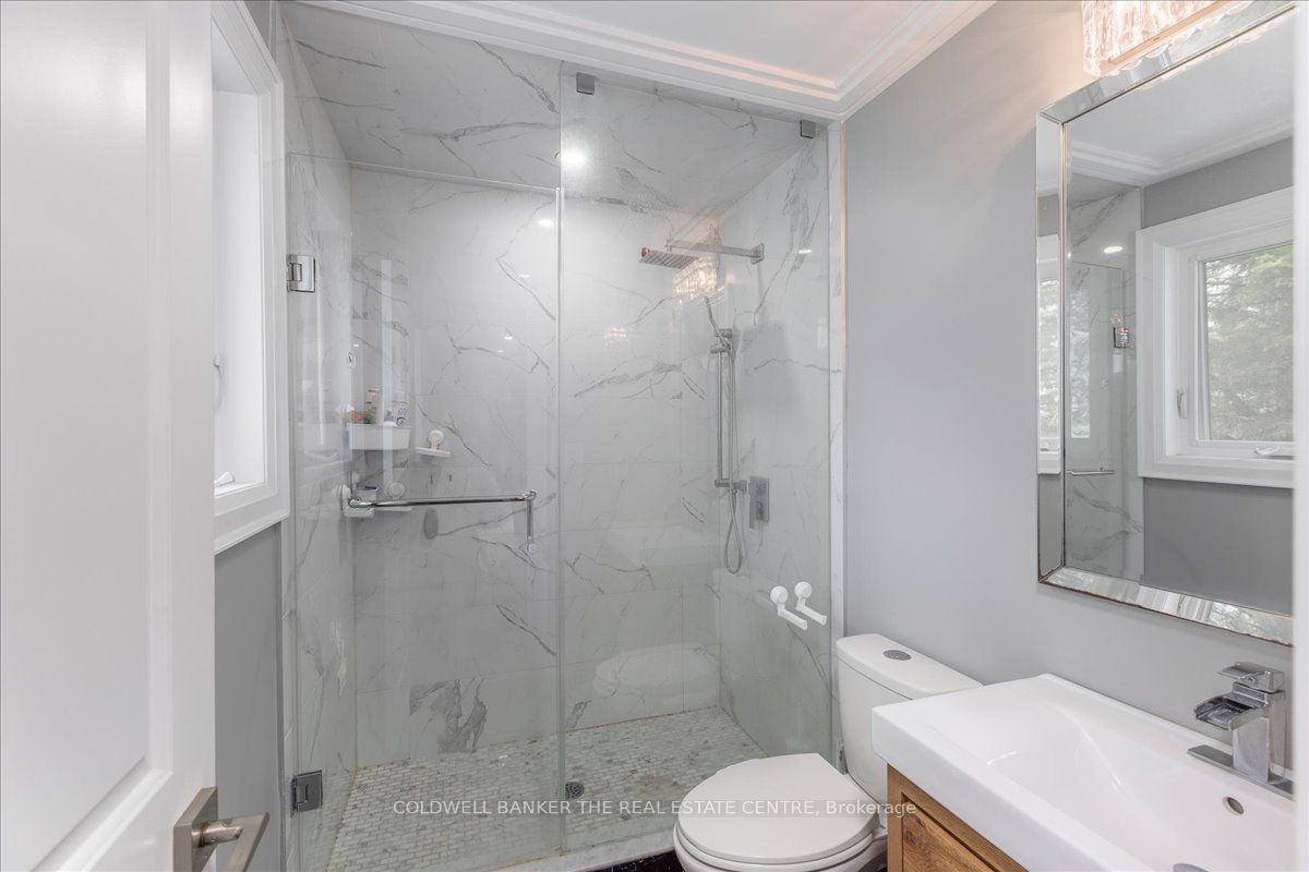 4244 Doane Road E Property Photo 12