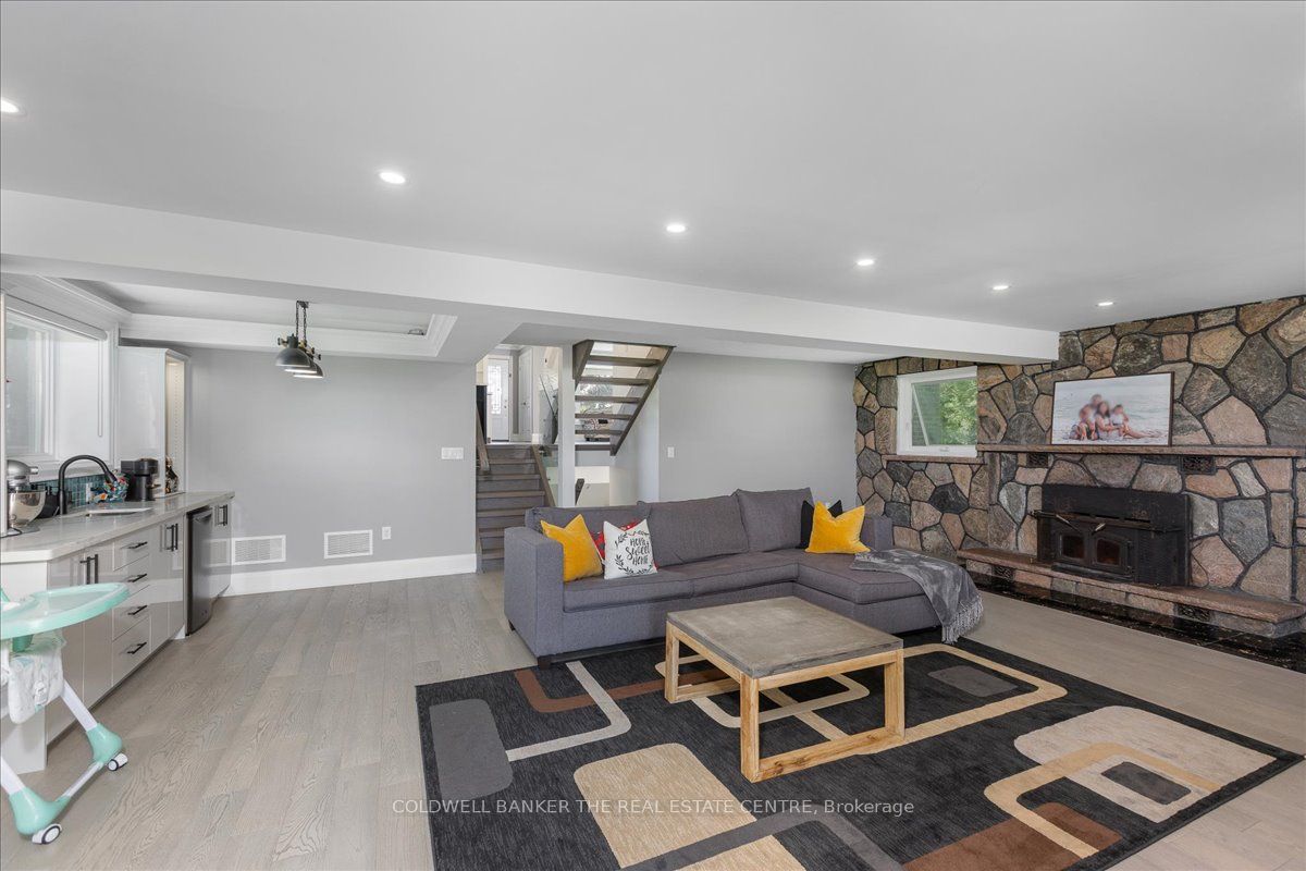 4244 Doane Road E Property Photo 19