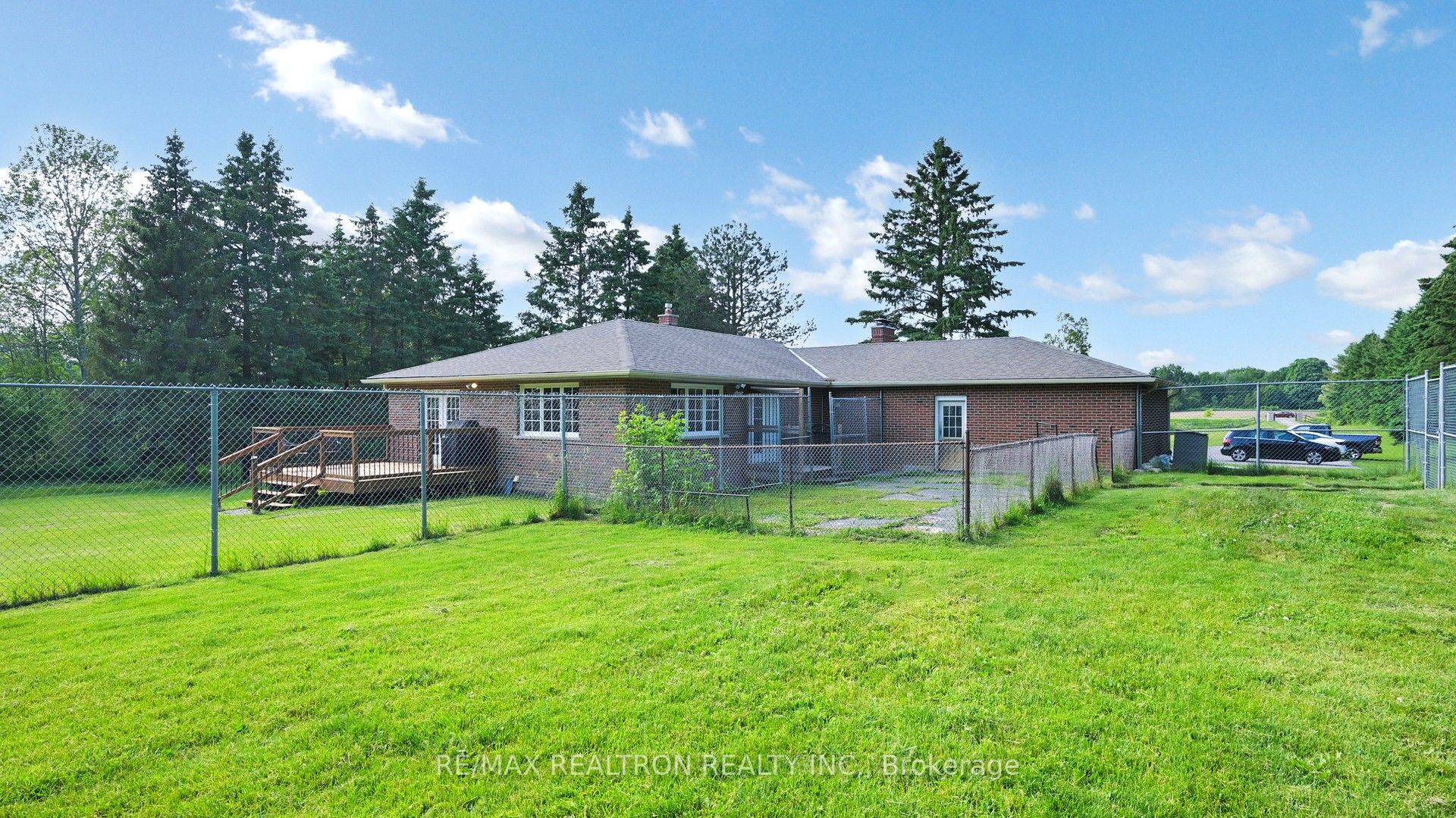 2521 Mt Albert Road Property Photo 37
