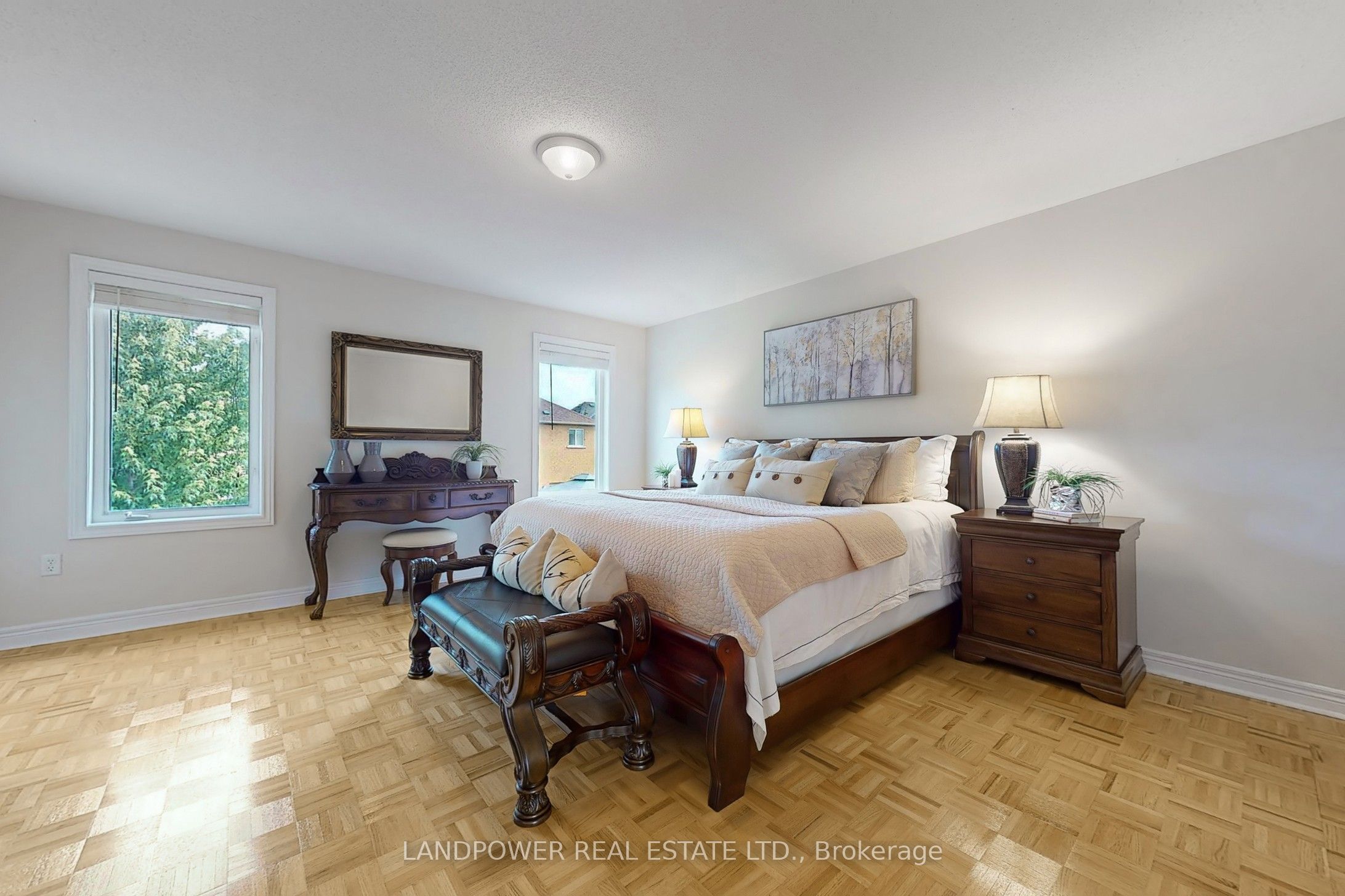 639 Society Crescent Property Photo 15