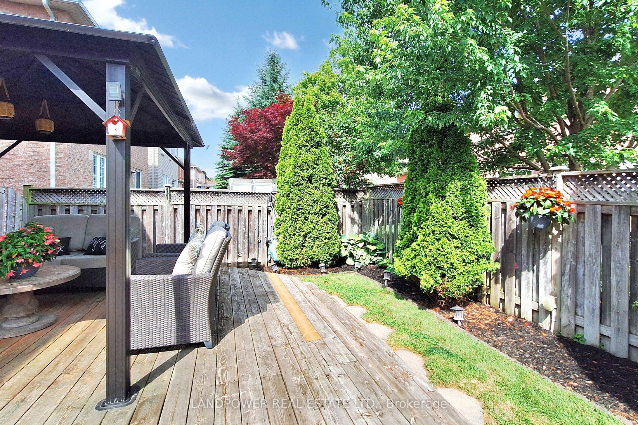 639 Society Crescent Property Photo 45