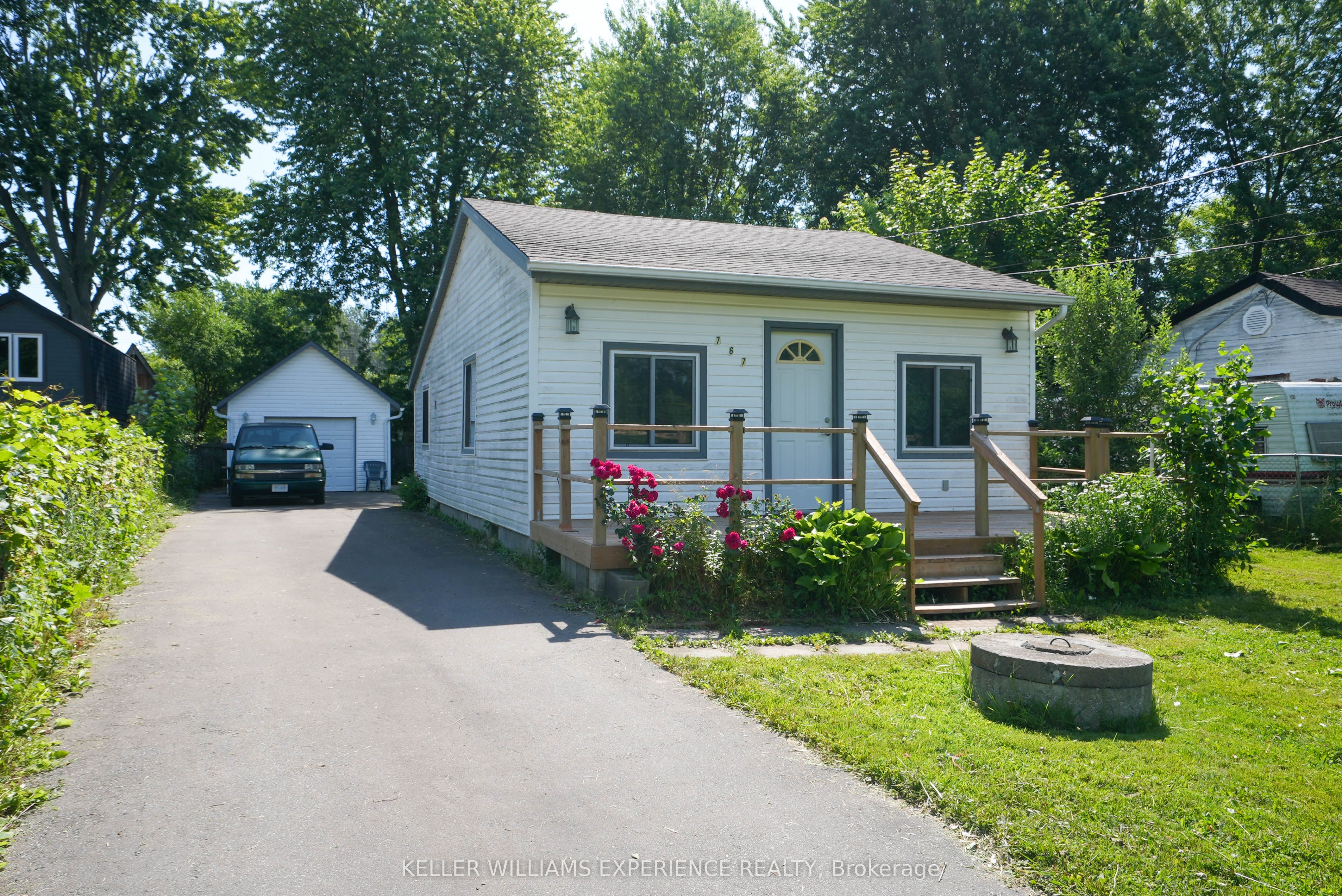 767 Sedore Avenue Property Photo 1