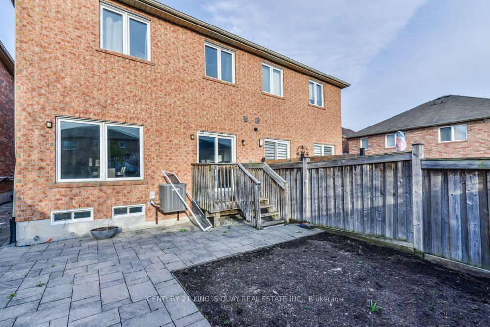 89 D'amato Crescent Property Photo 30