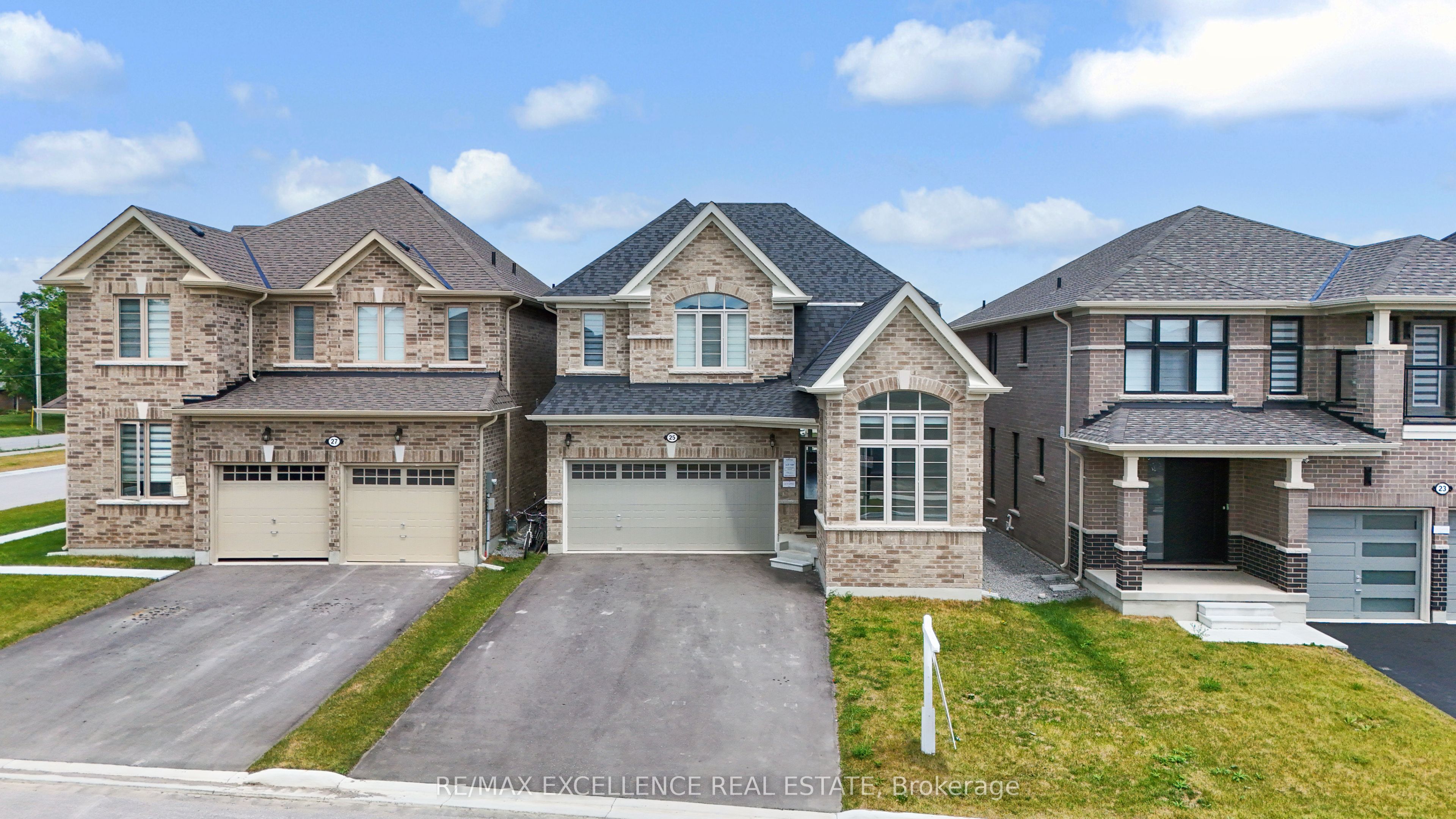 25 Sam Battaglia Crescent Property Photo 1