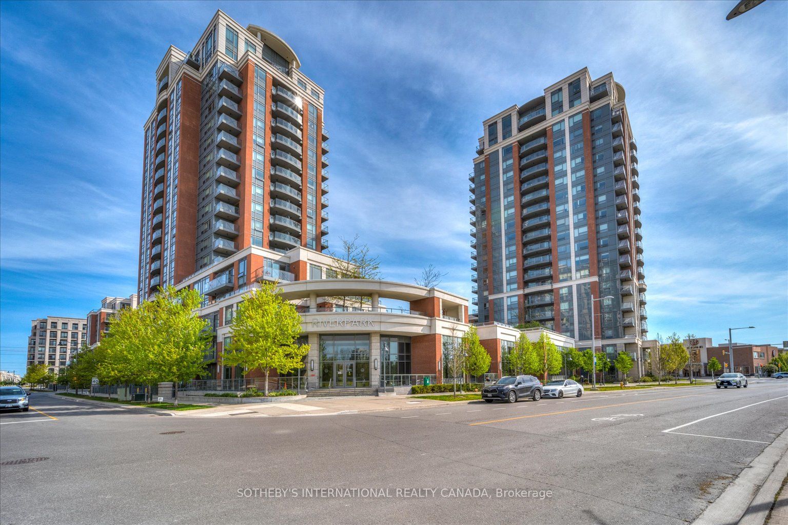 1 Uptown Dr Property Photo 1