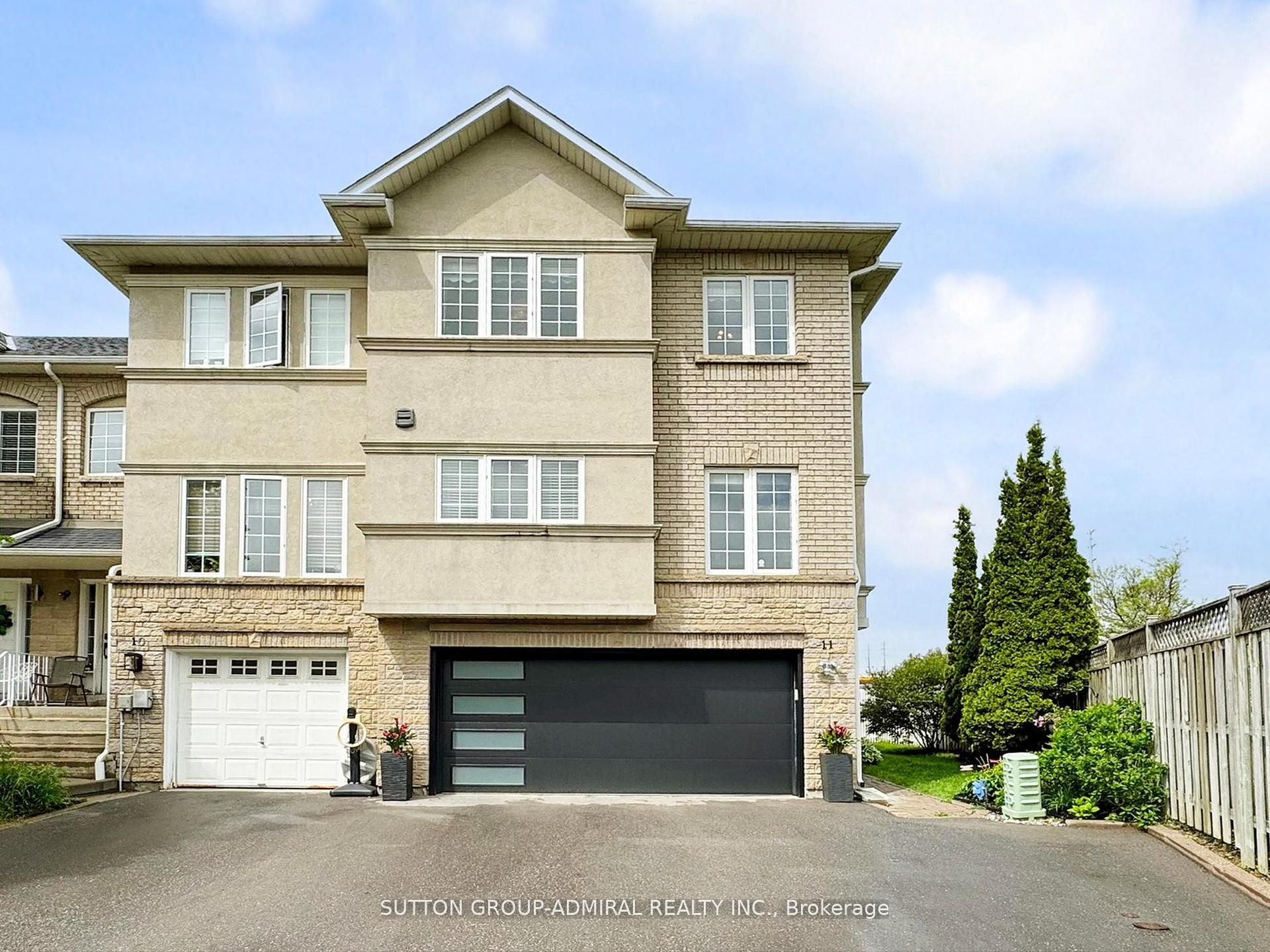 10719 Bathurst Street Property Photo 1
