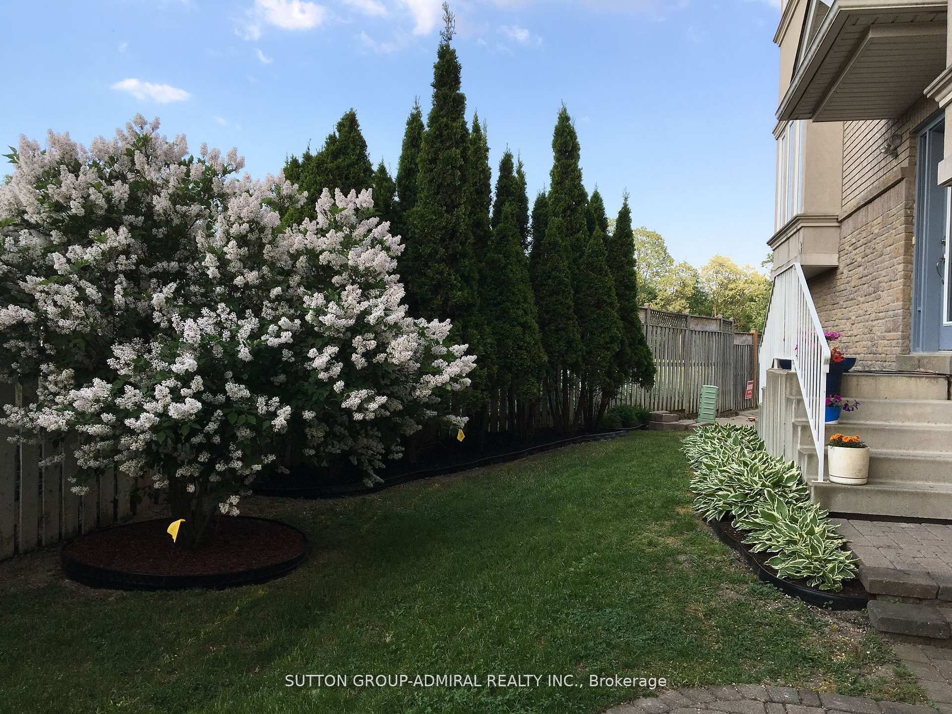 10719 Bathurst Street Property Photo 37