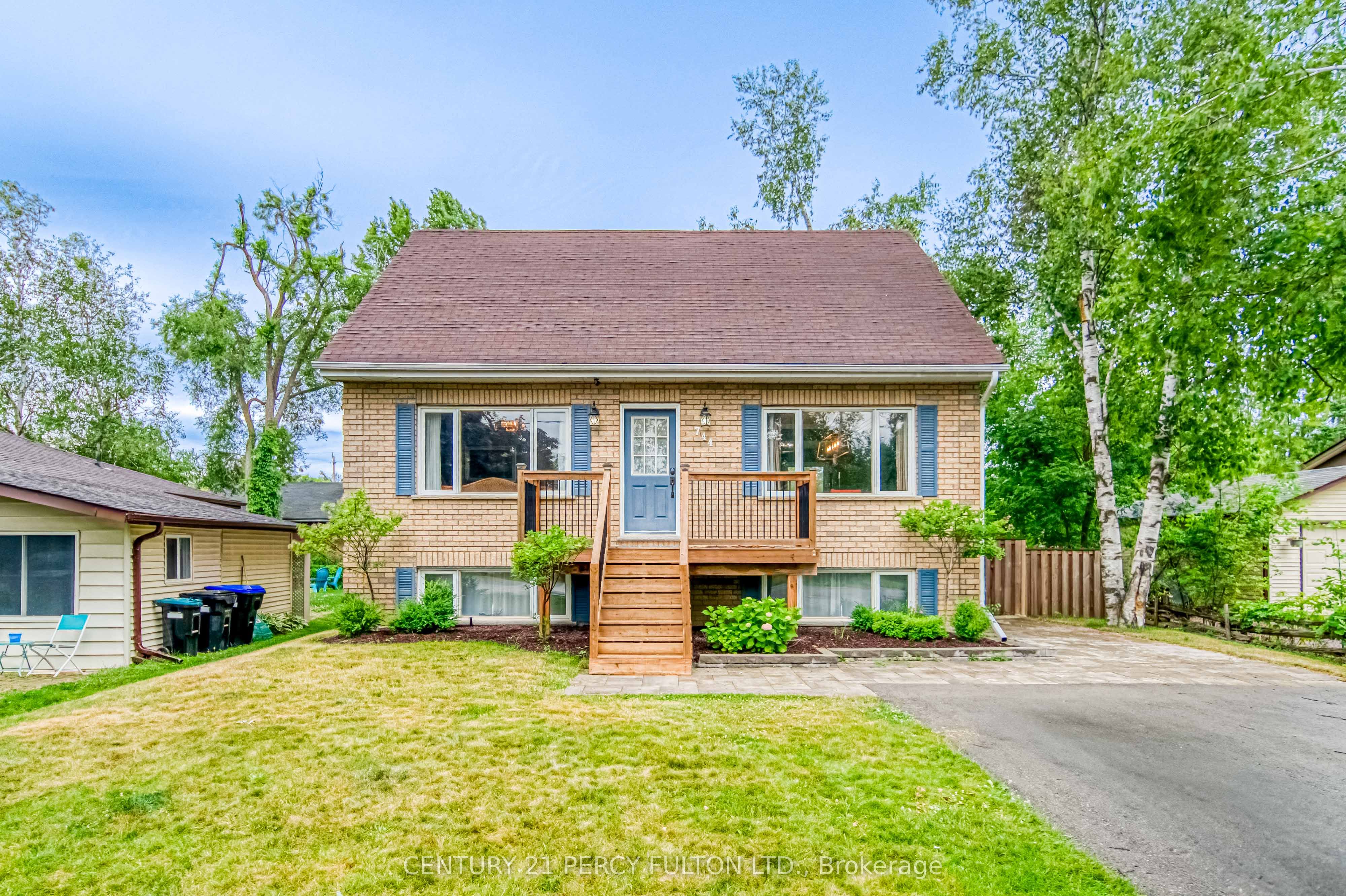 #lower - 744 William Street Property Photo 1