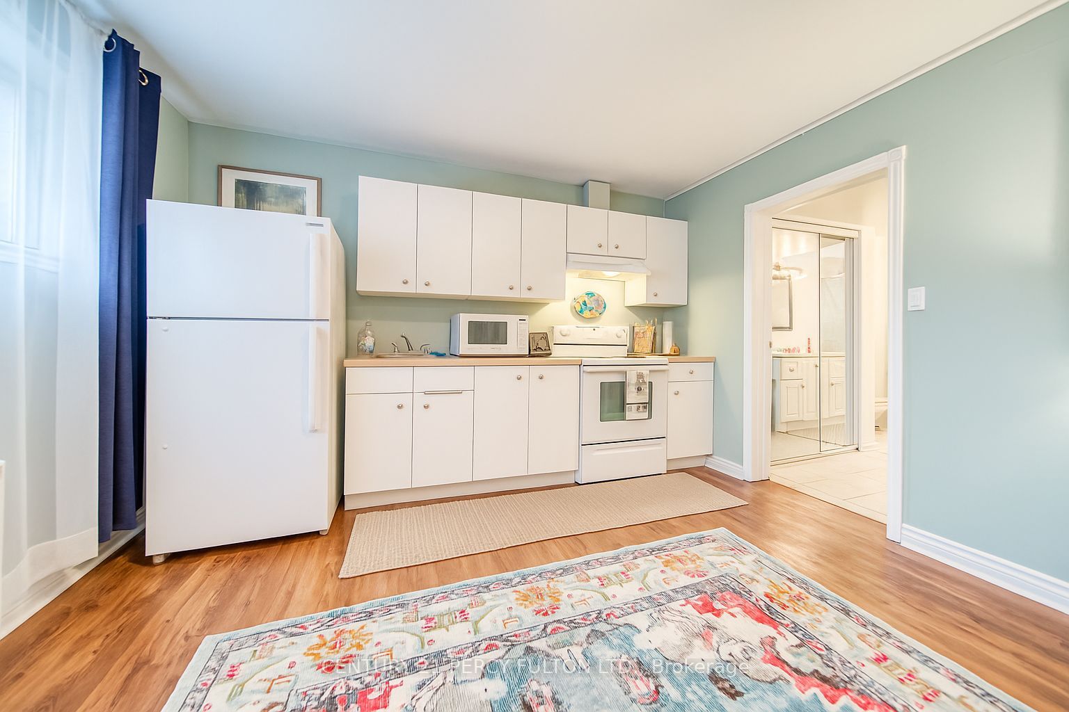 #lower - 744 William Street Property Photo 4