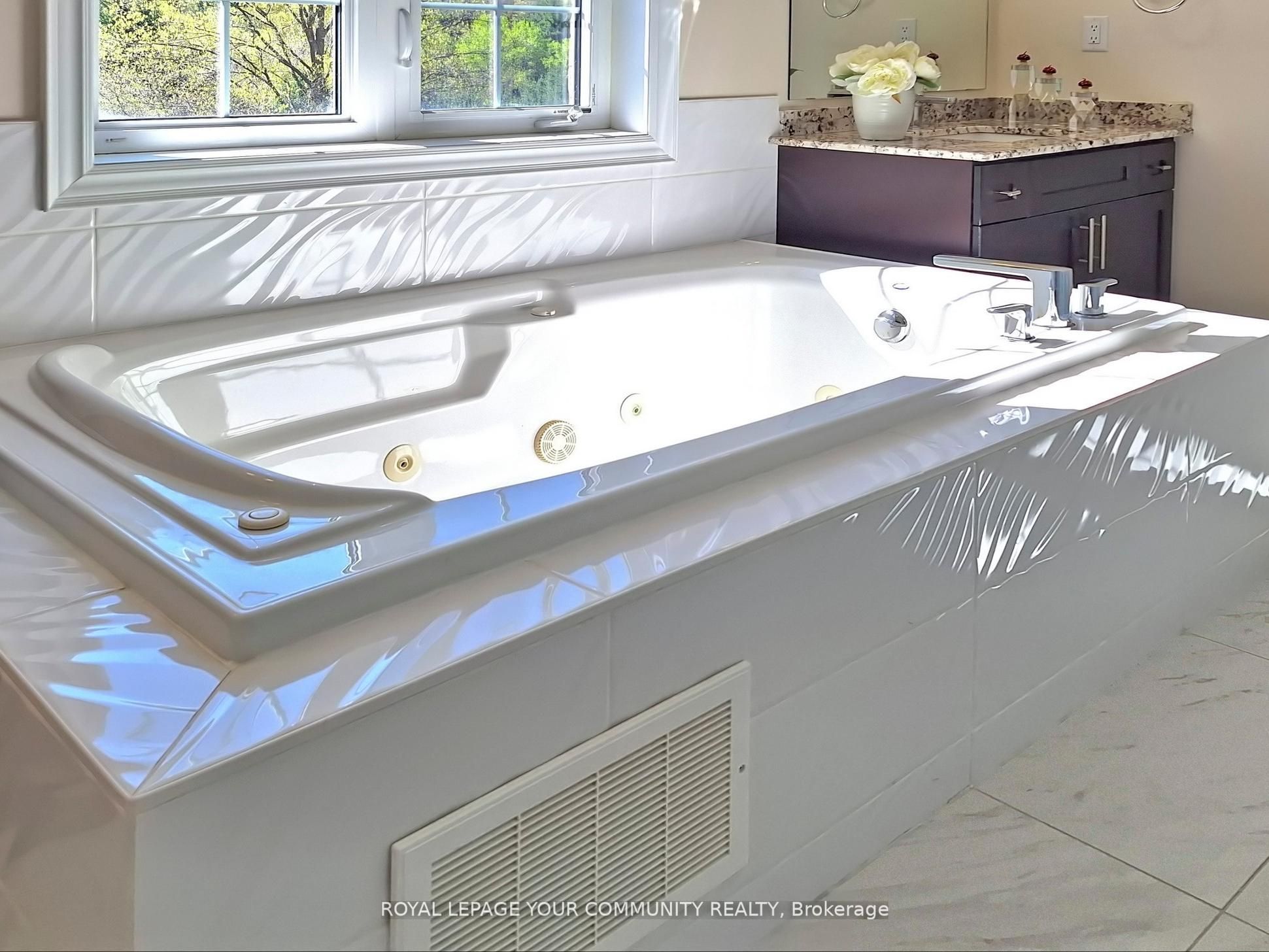 561 Clifford Perry Place Property Photo 23