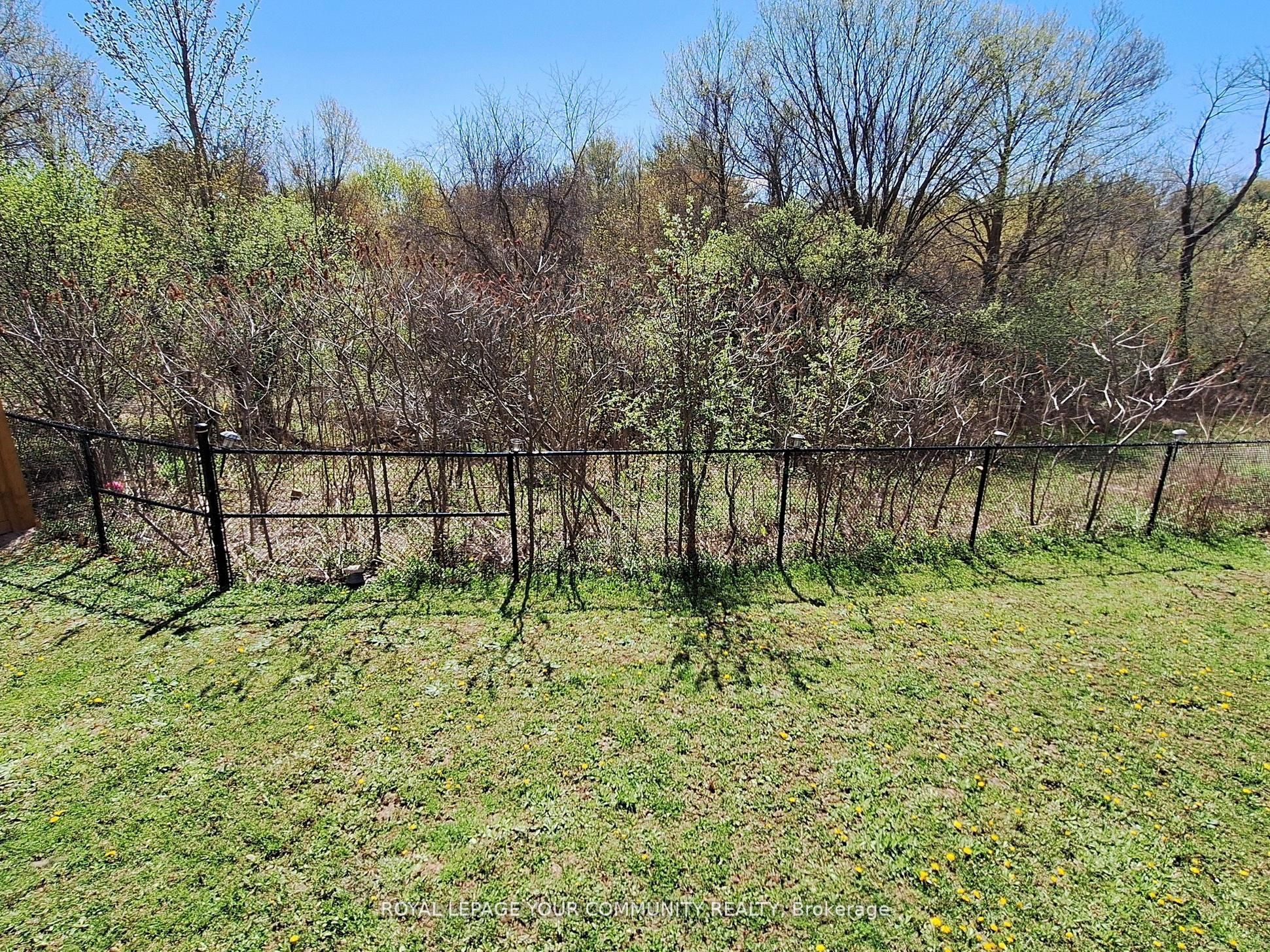 561 Clifford Perry Place Property Photo 32