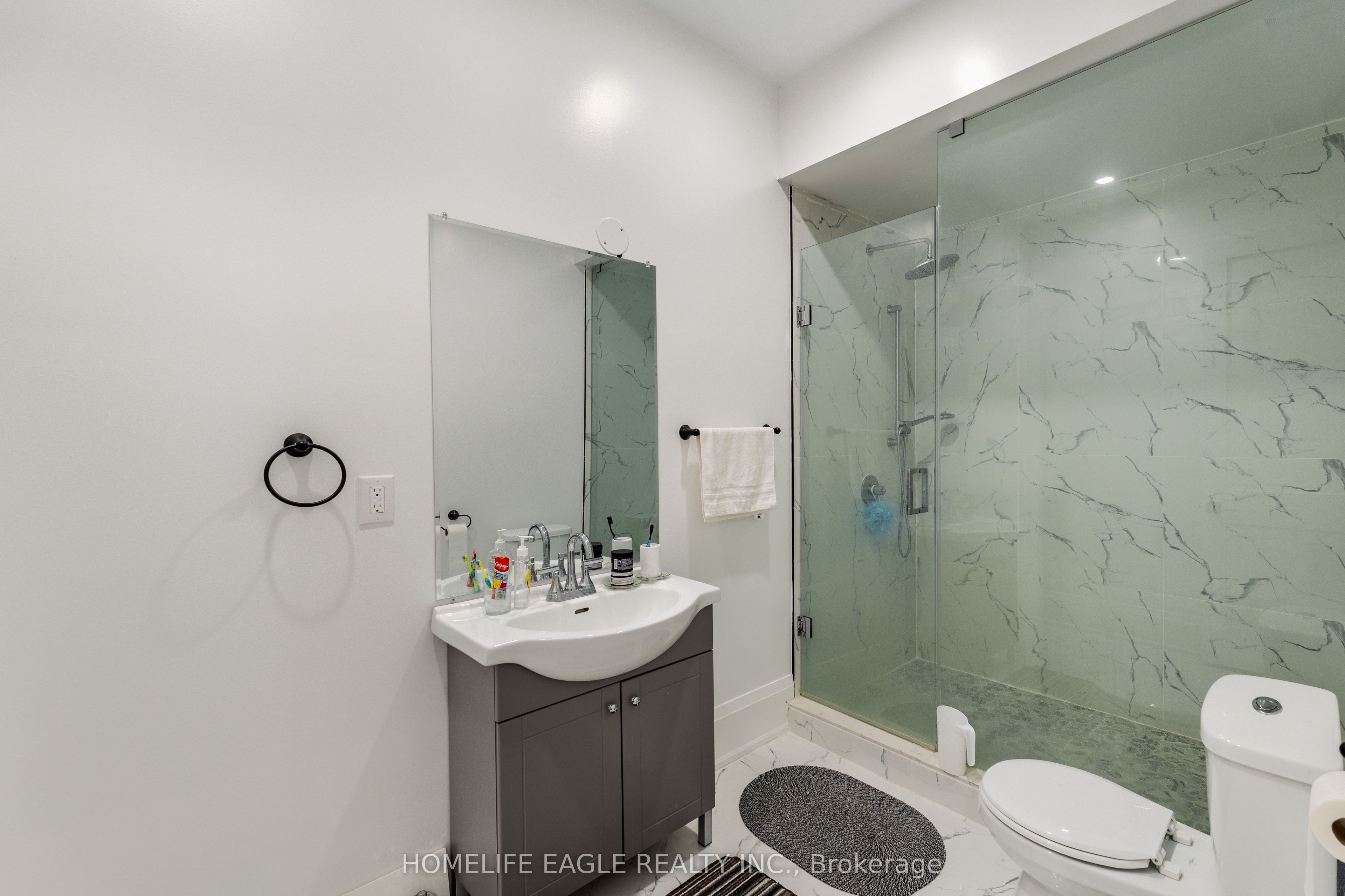 363 Penn Avenue Property Photo 33