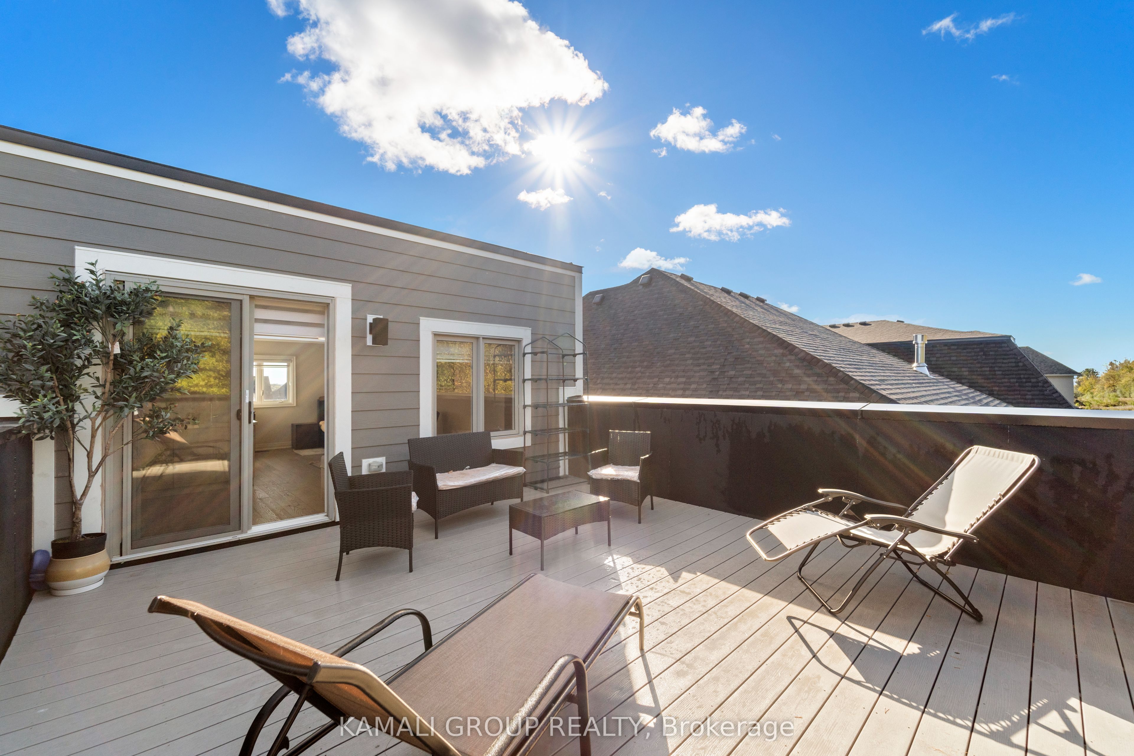 121 Milky Way Drive Property Photo 3