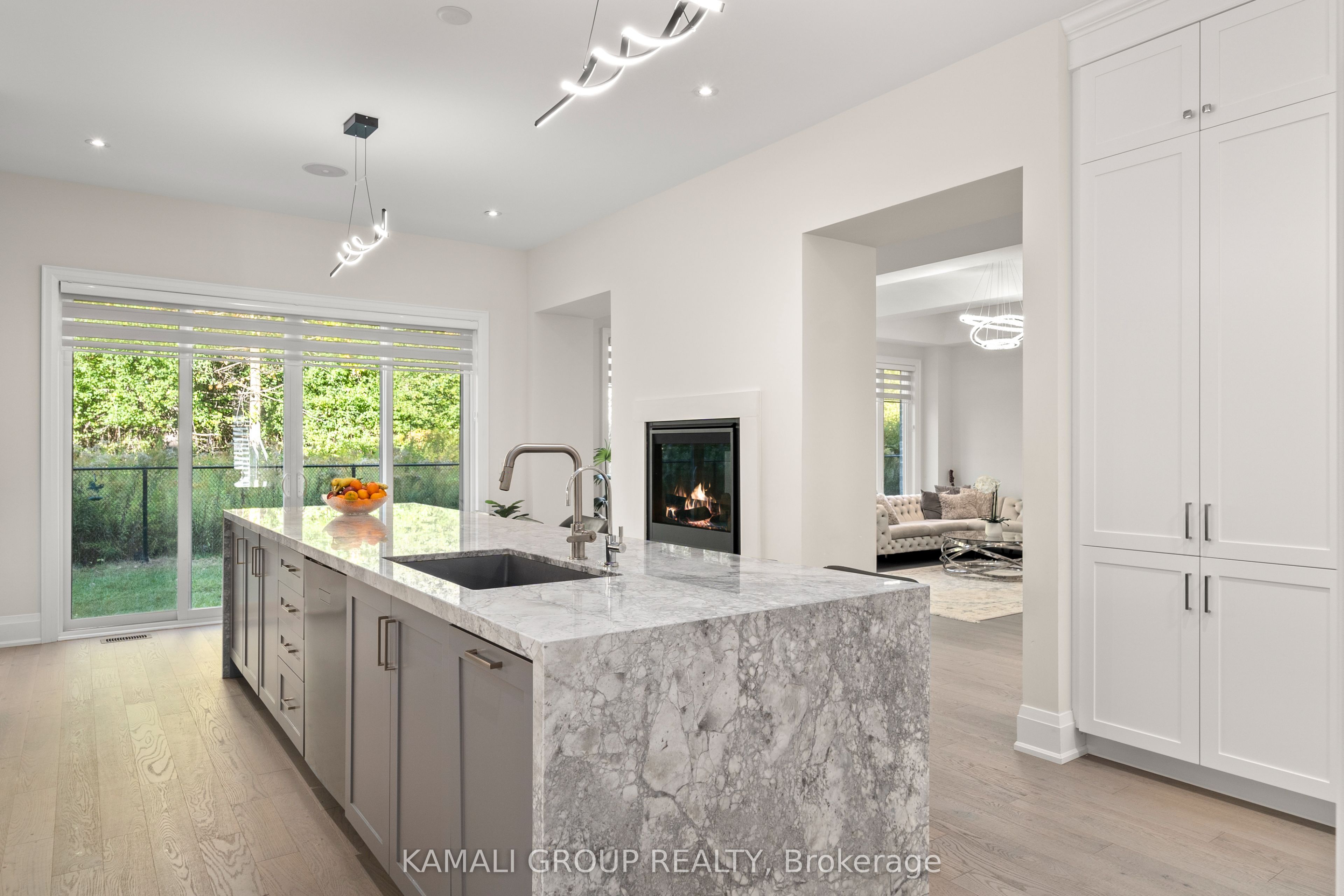 121 Milky Way Drive Property Photo 9